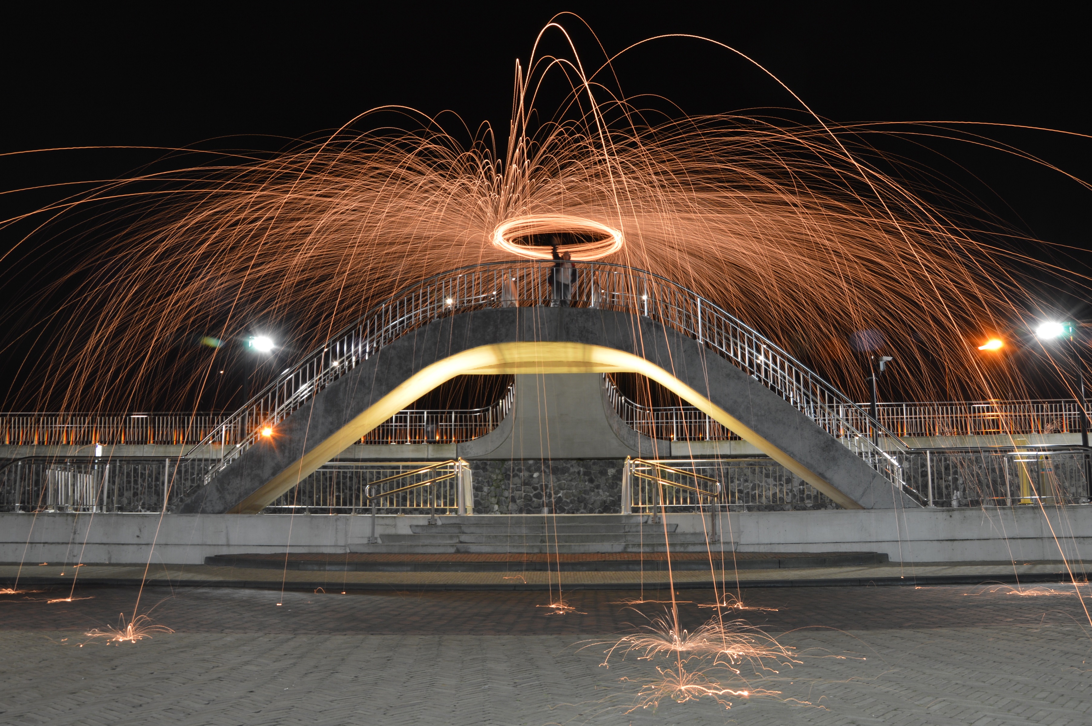 playing-with-steelwool
