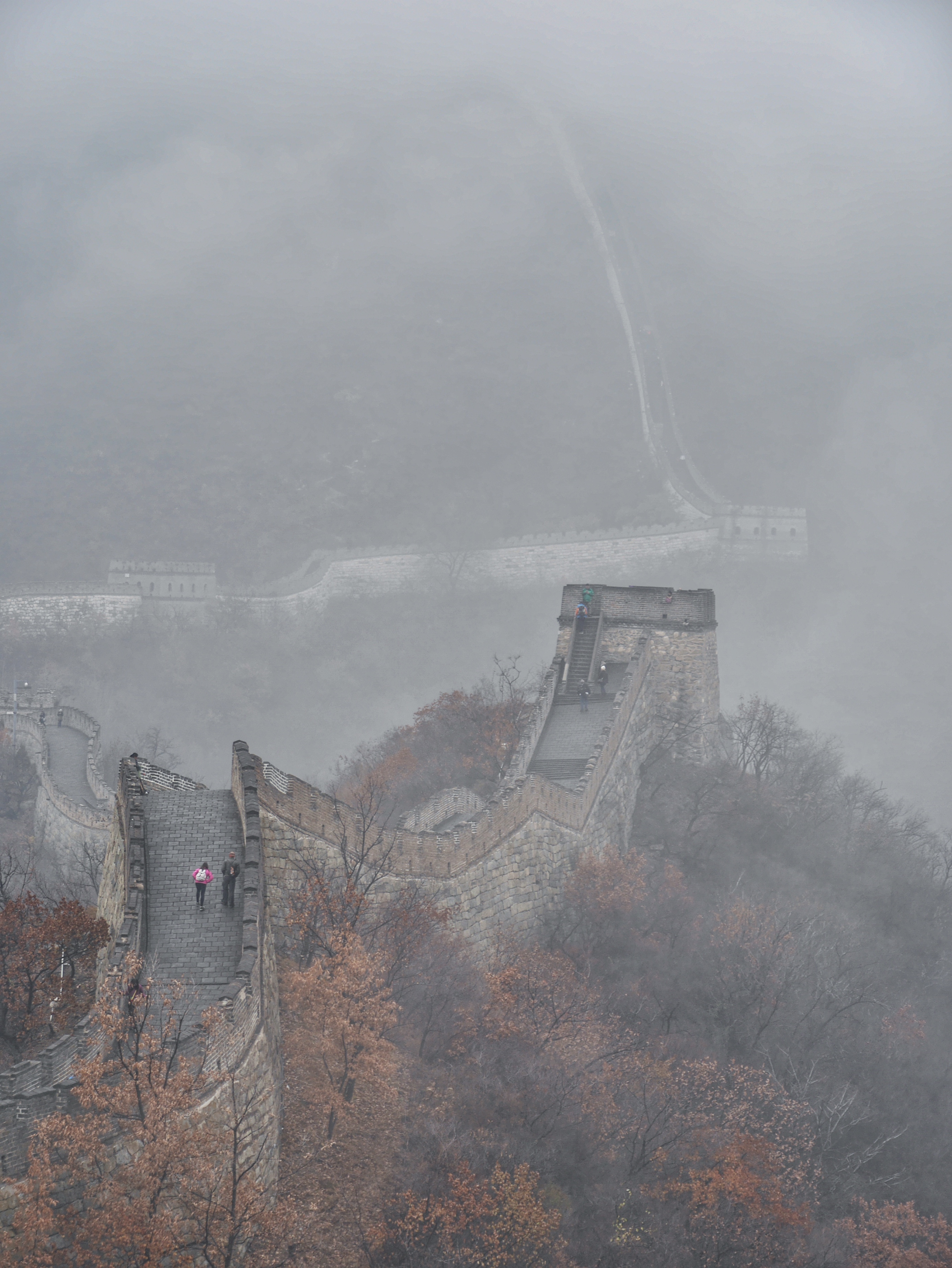chinese-muur-in-de-wolken