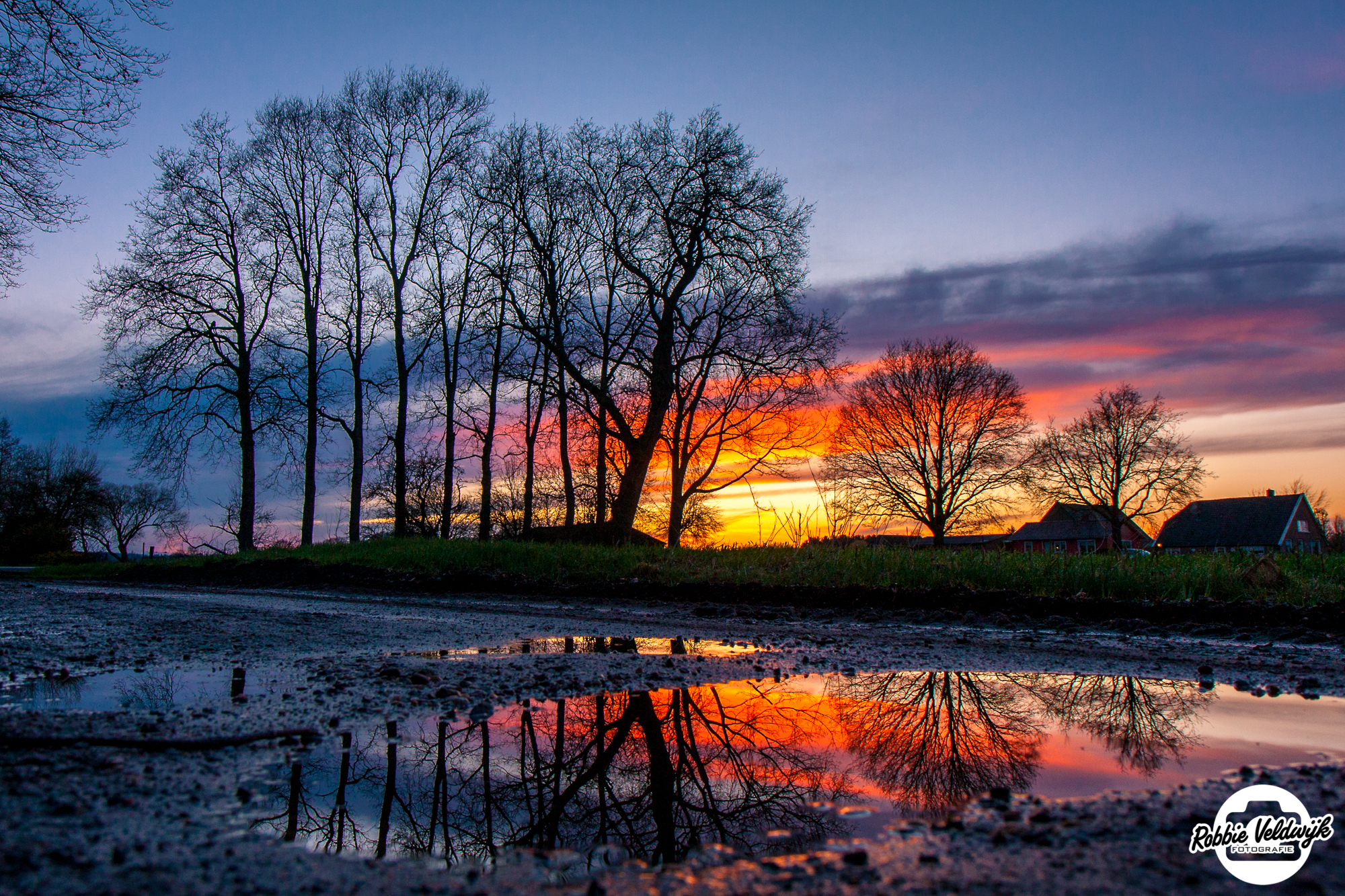zonsondergang-na-regenachtige-dag