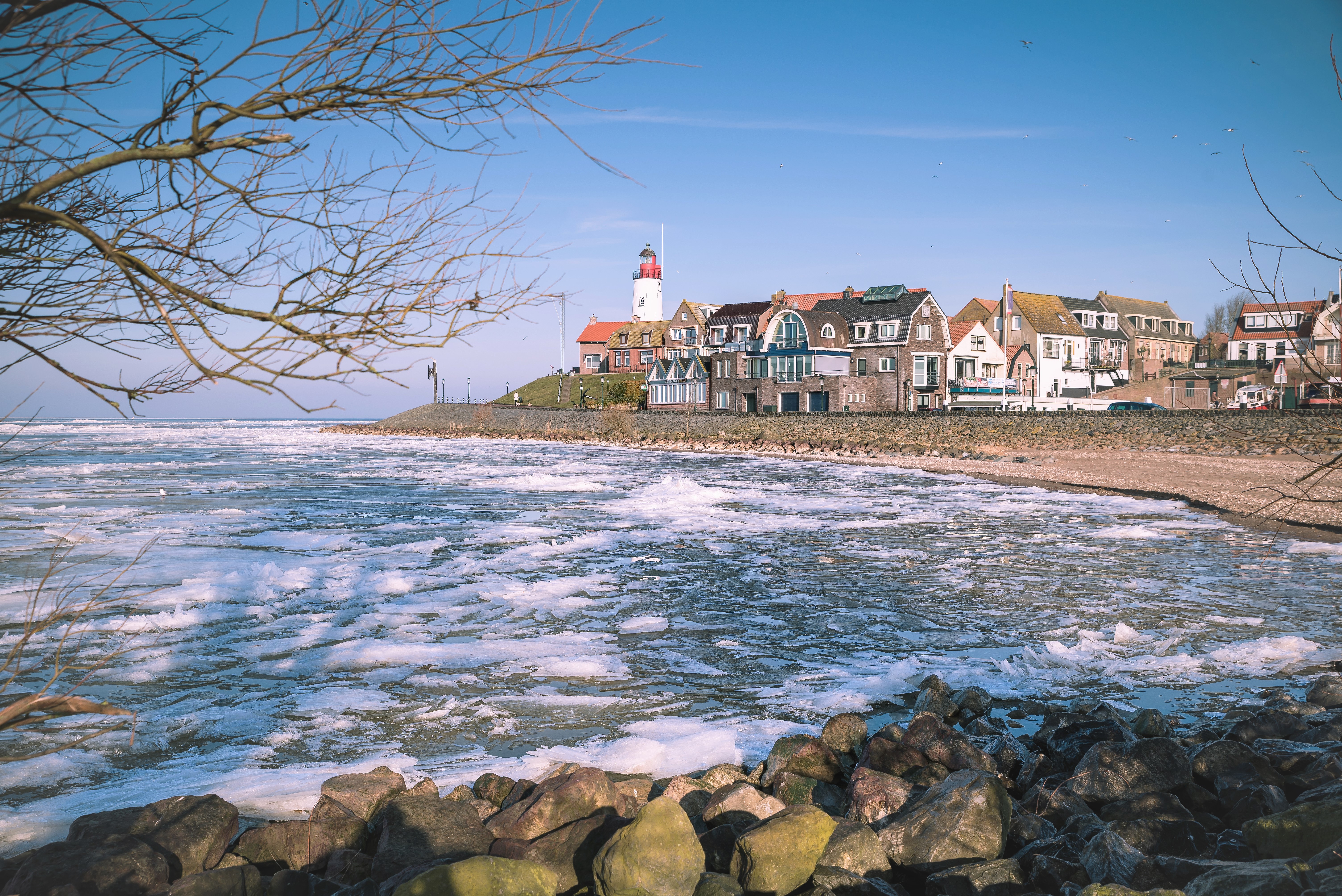 winter-op-retour-drijfijs-bij-urk