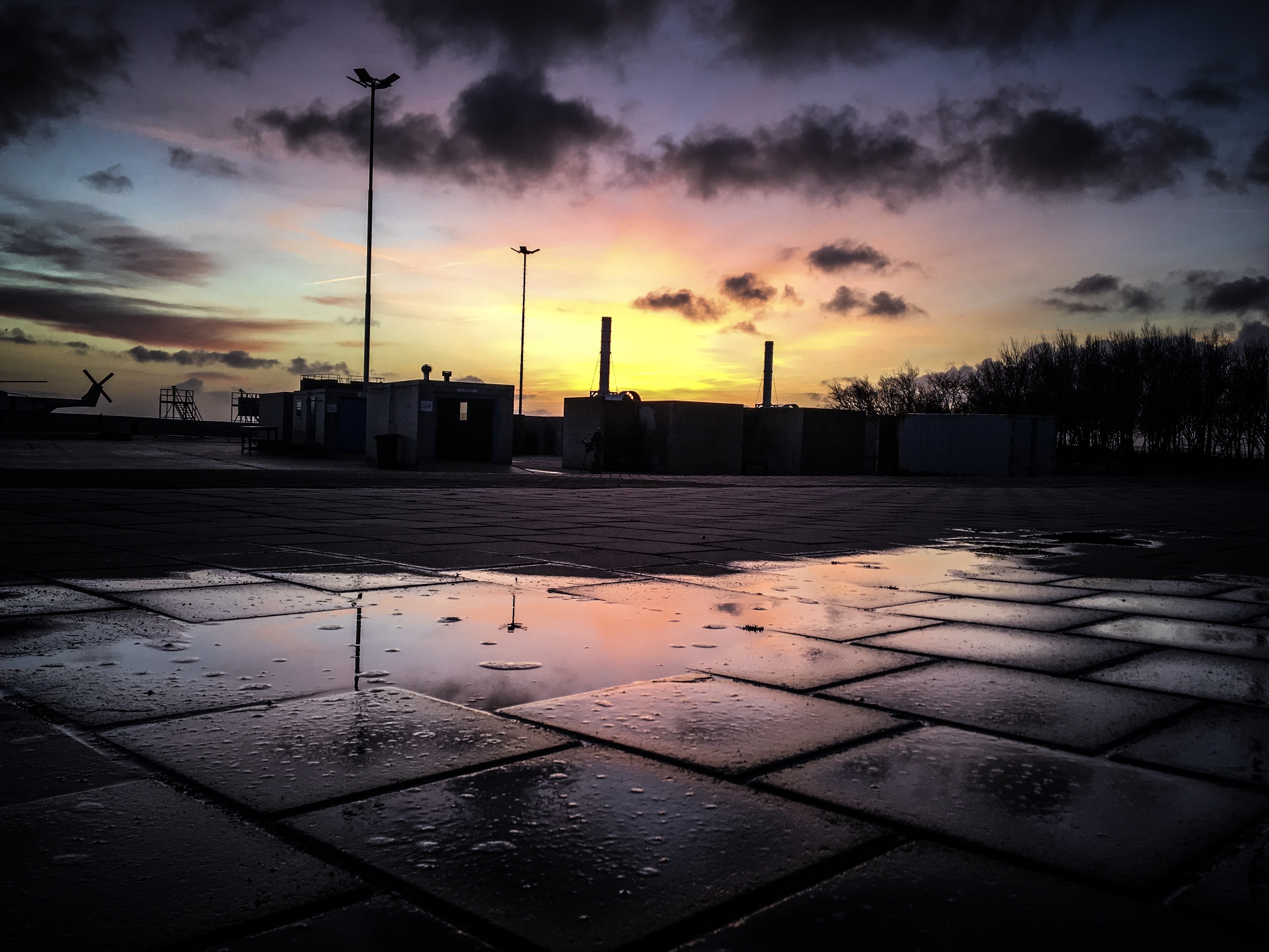 spiegeling-spiegeltje-spiegeltje-op-de-grond