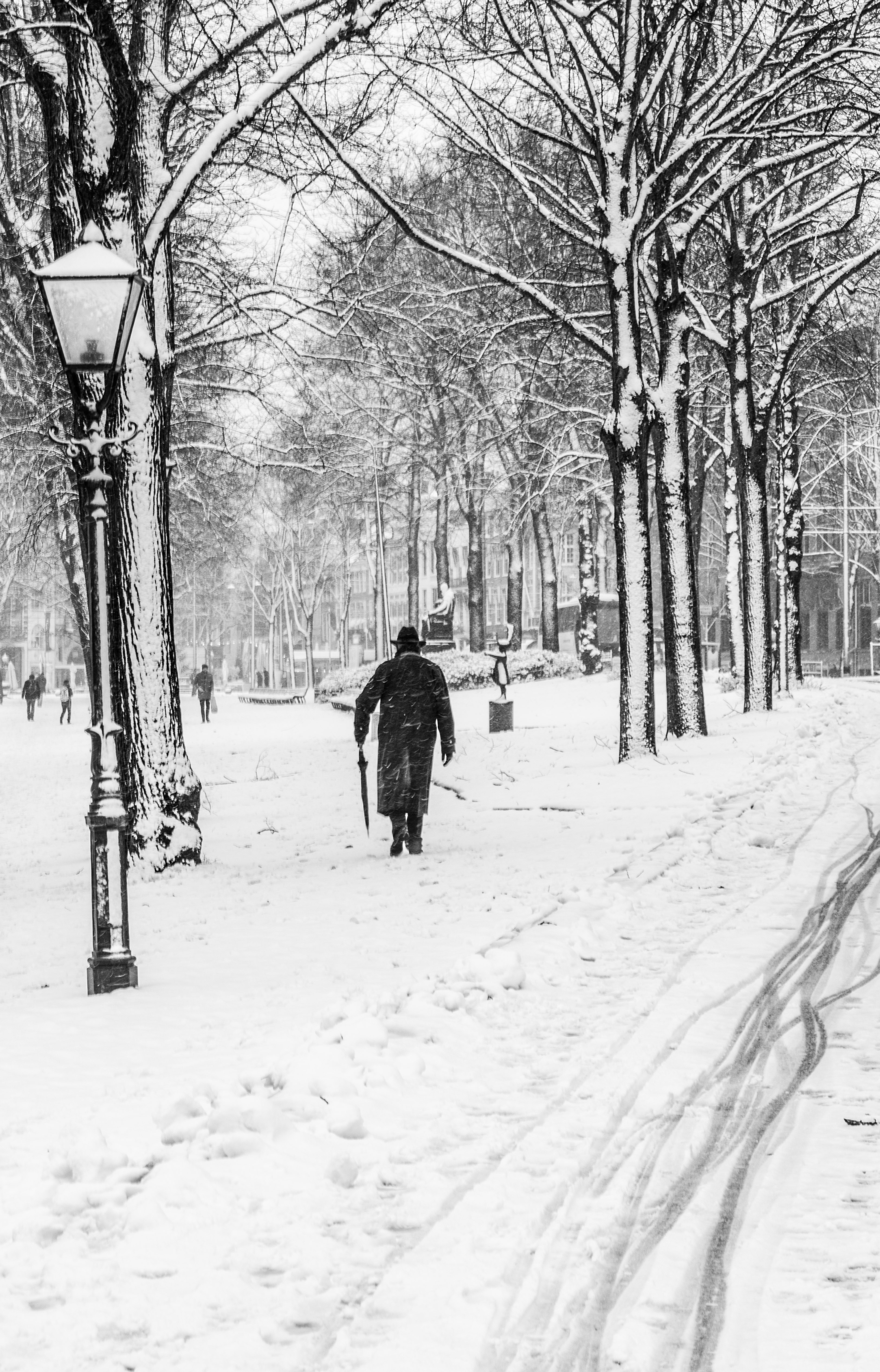 the-old-man-and-the-snow