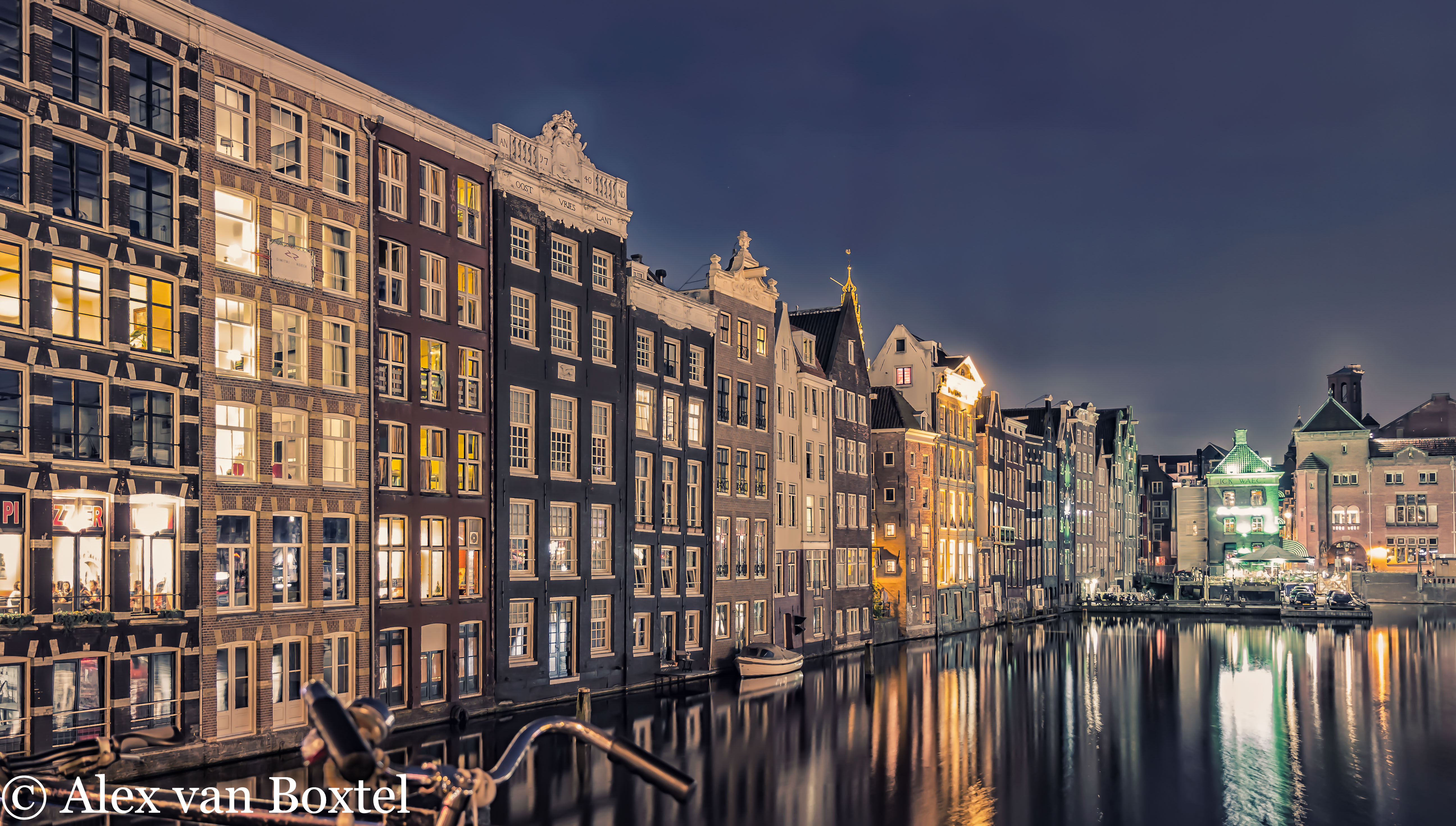amsterdam-by-night-6