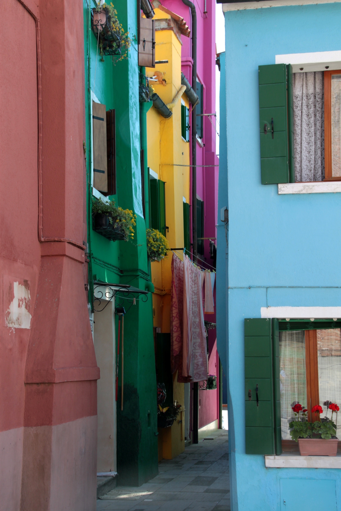 kleurenpallet-in-burano