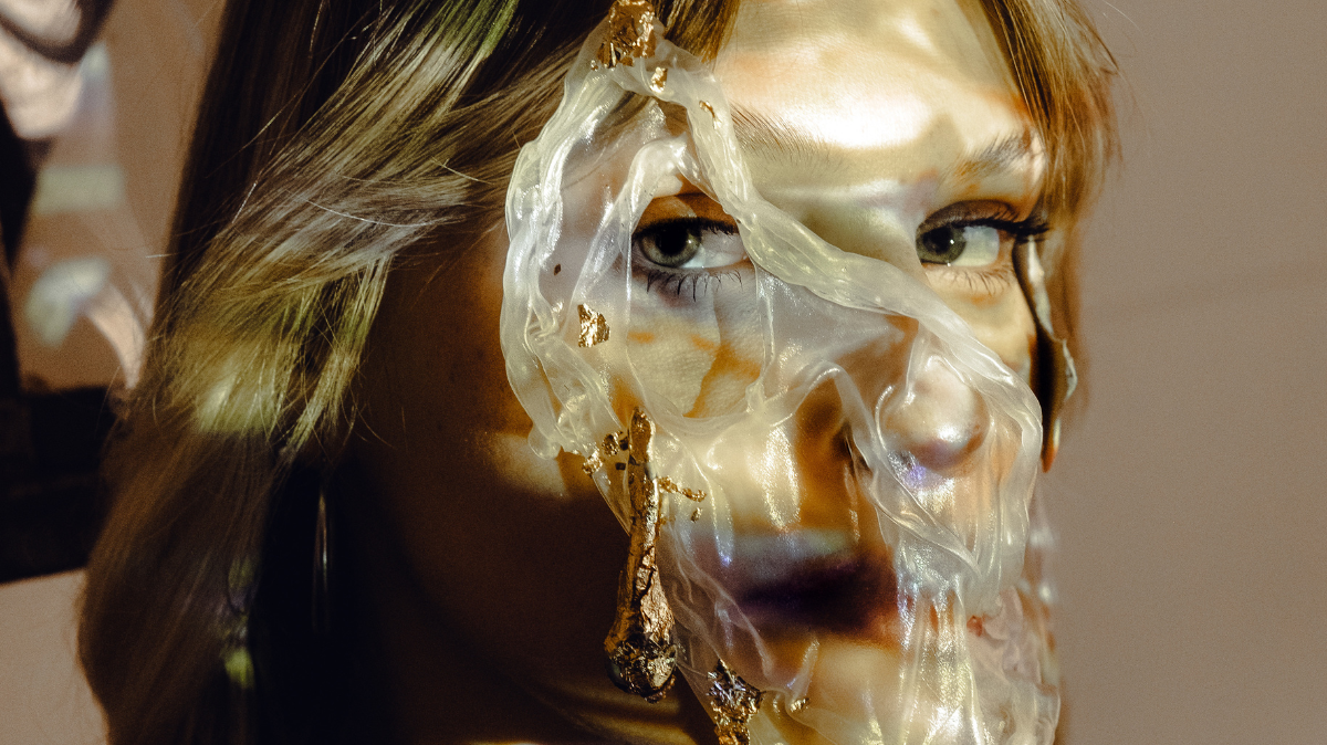 anca-axinte-the-belly-of-the-beast