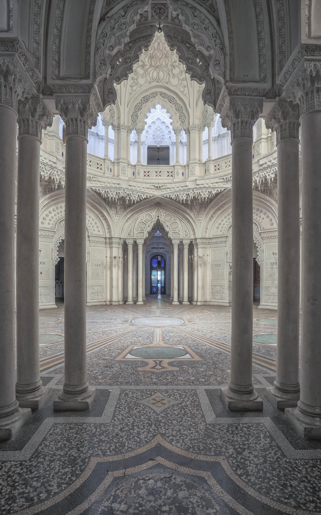 a-famous-italian-castle