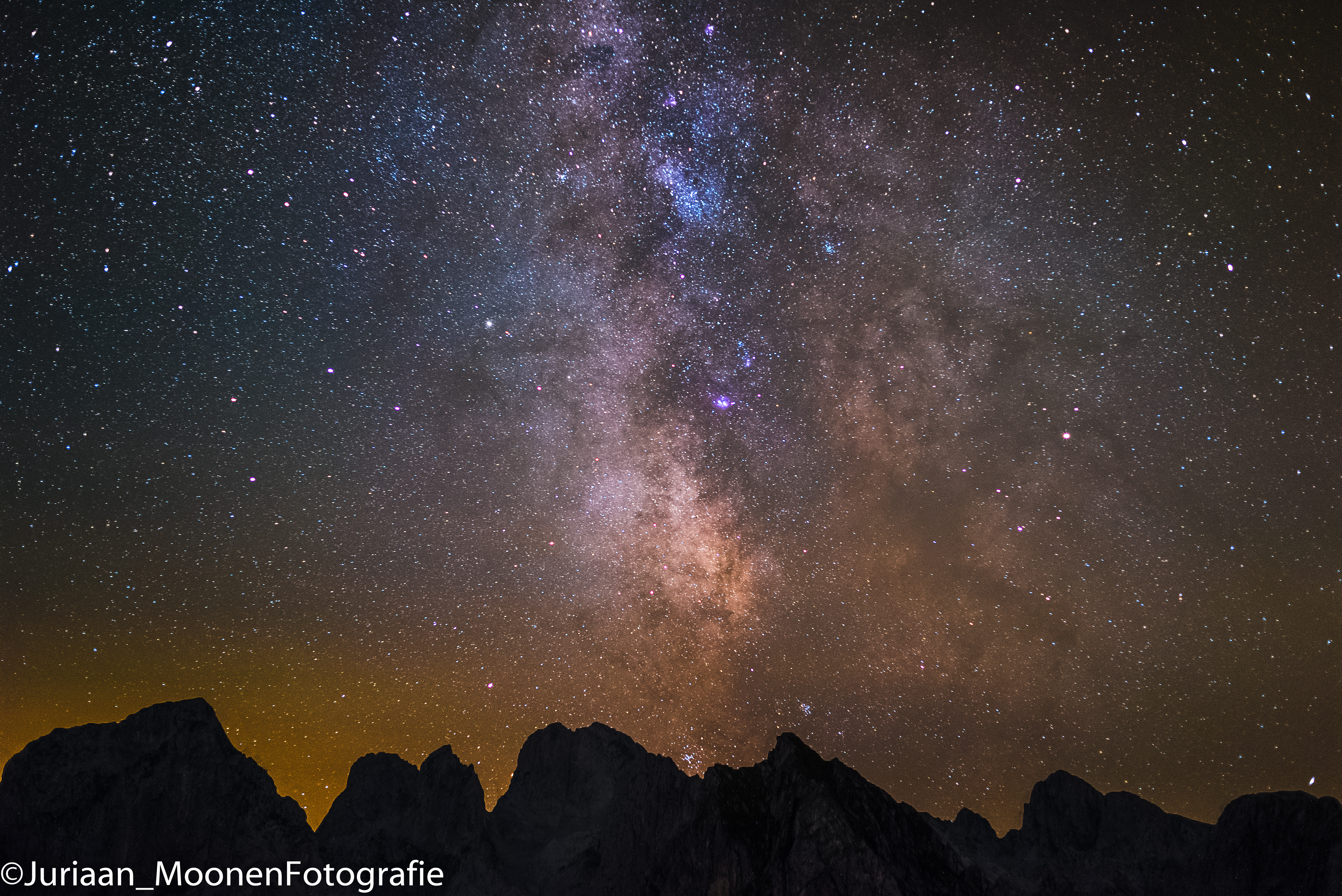 milkyway-on-the-rocks
