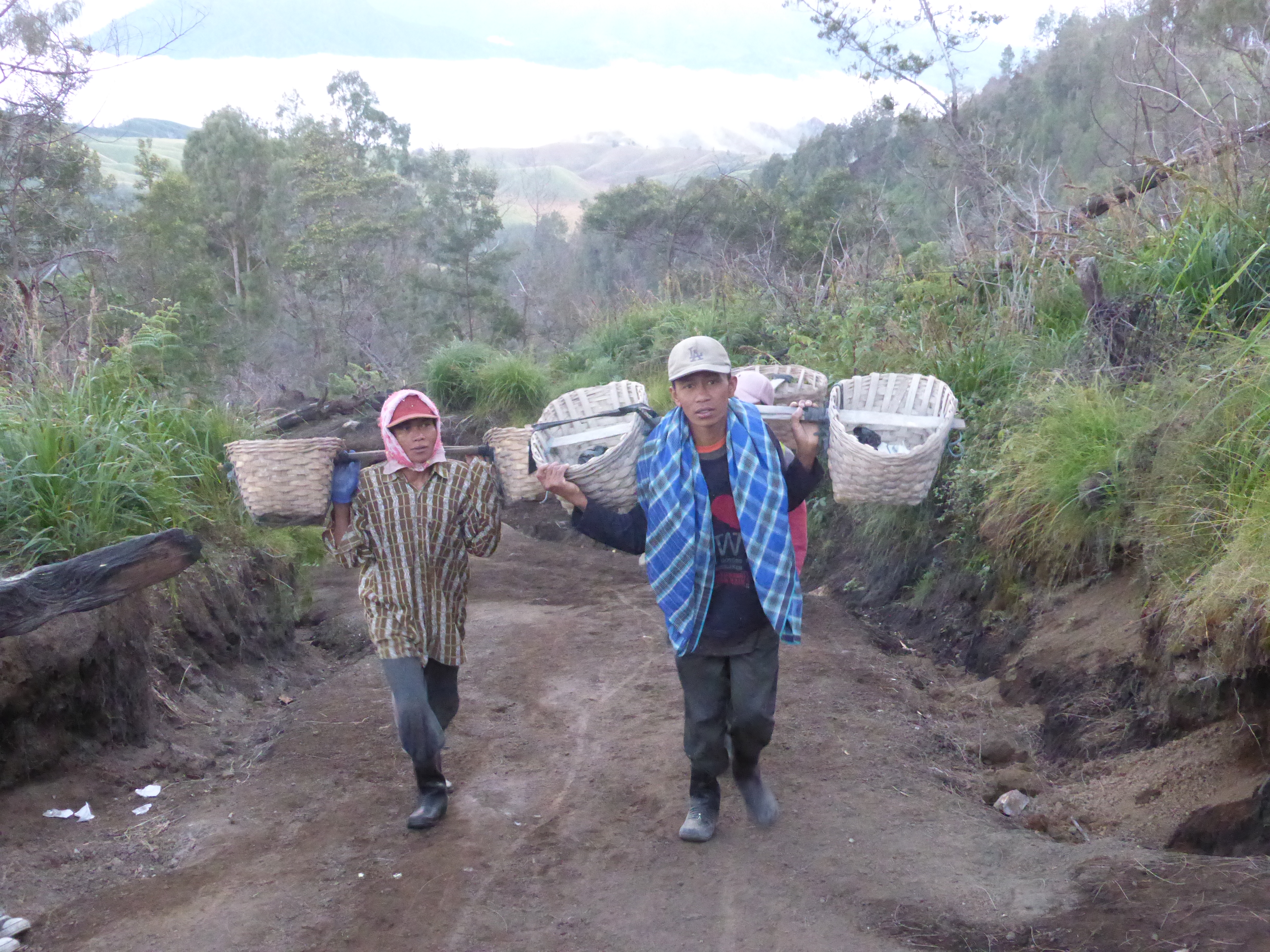 zwaveldragers-ijen-indonesie