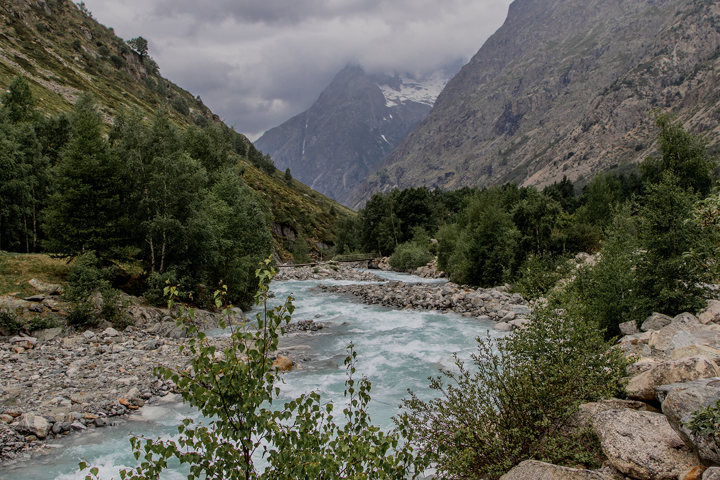 genieten-van-het-mooie-landschap-nabij-alpe-dheuz