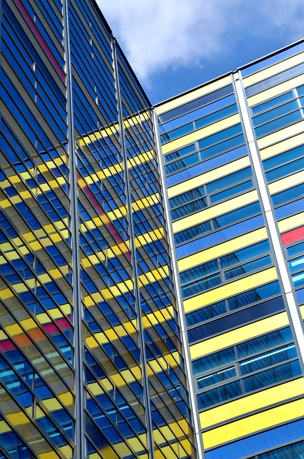 het-achmea-gebouw-in-leiden