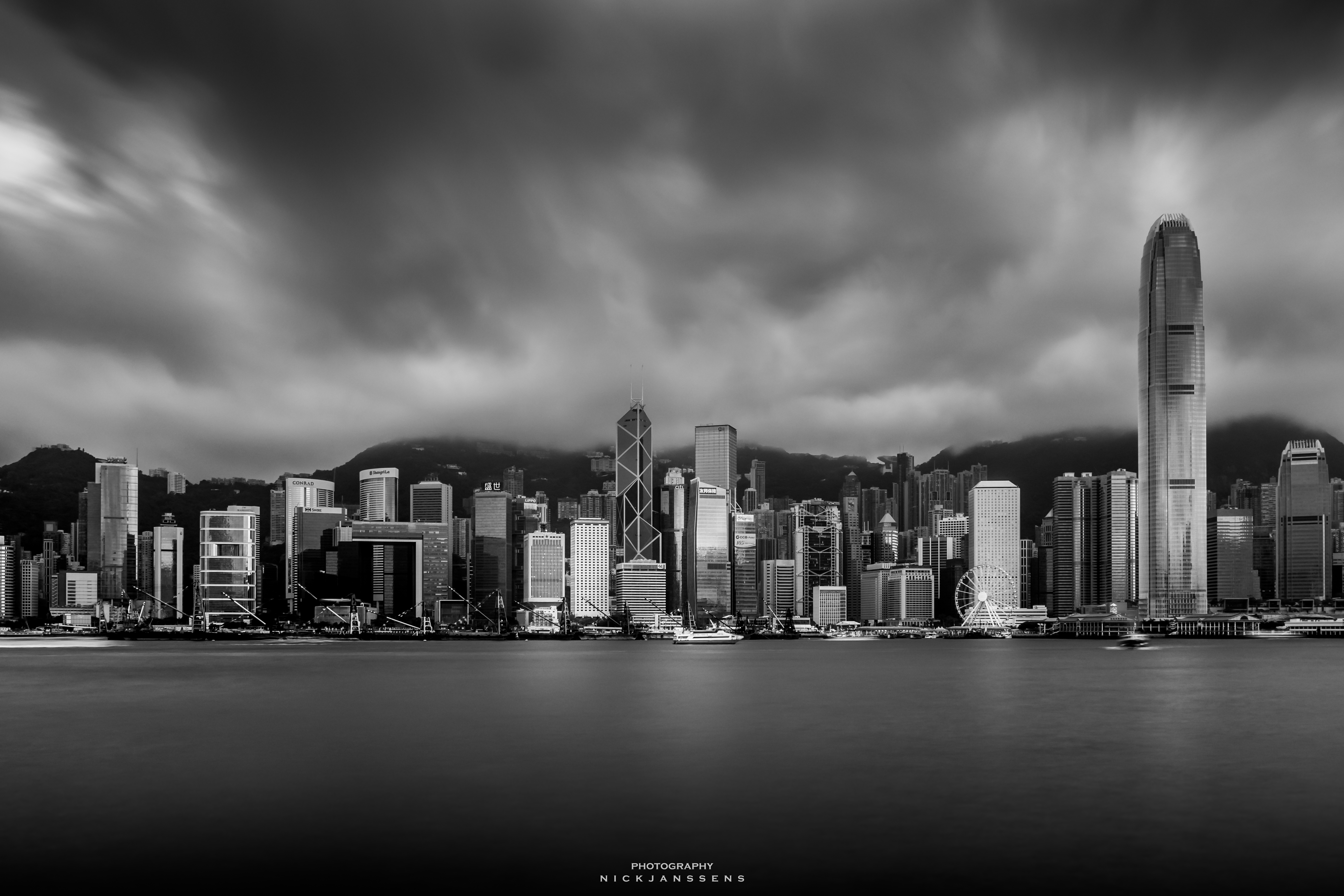 dramatische-skyline-van-hong-kong