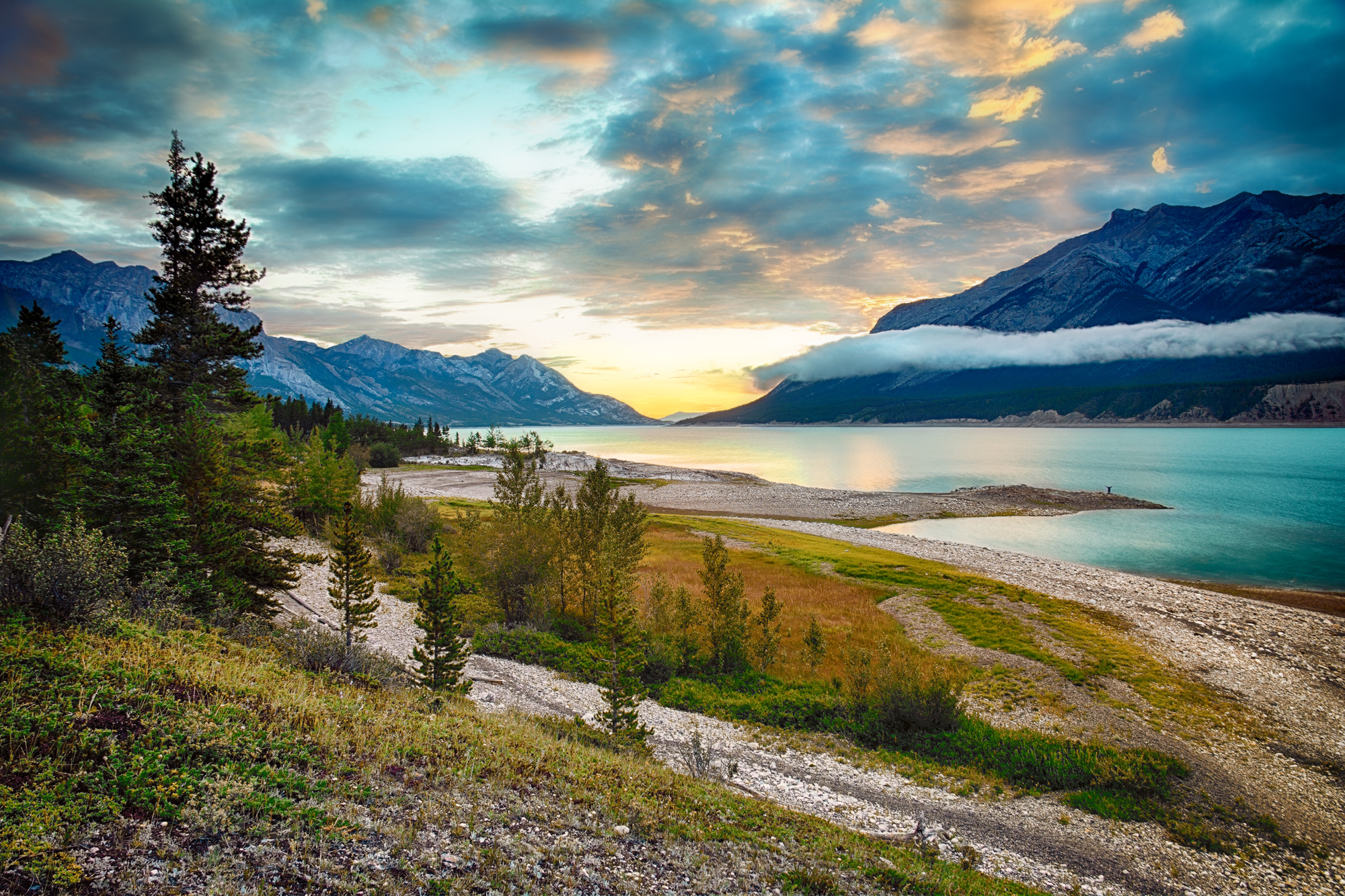 lake-abraham-in-de-ochtend