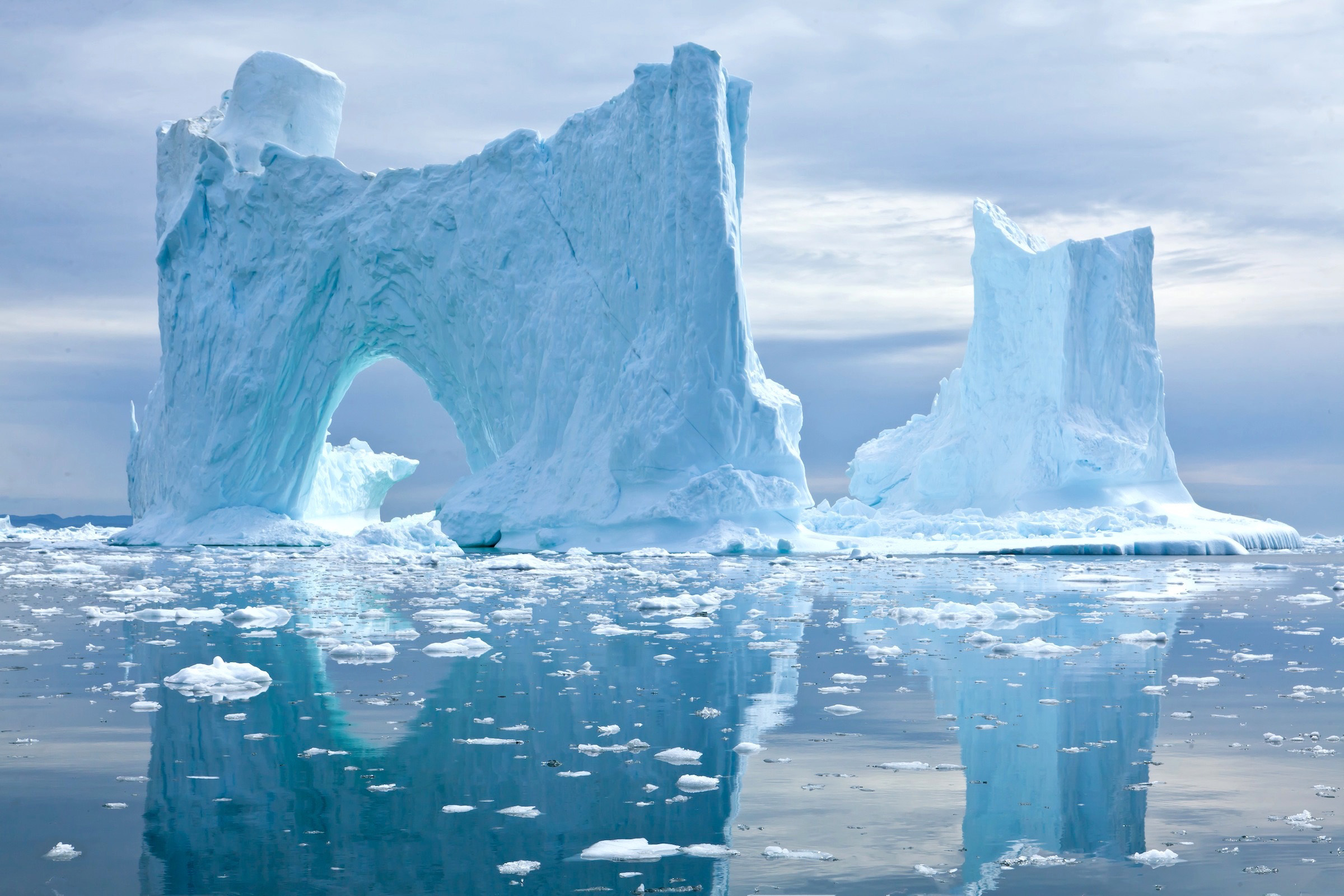 iceberg-in-ummannaq-fjord