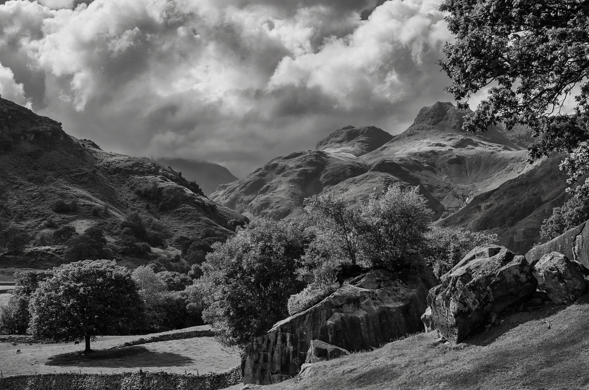 langdale-boulders