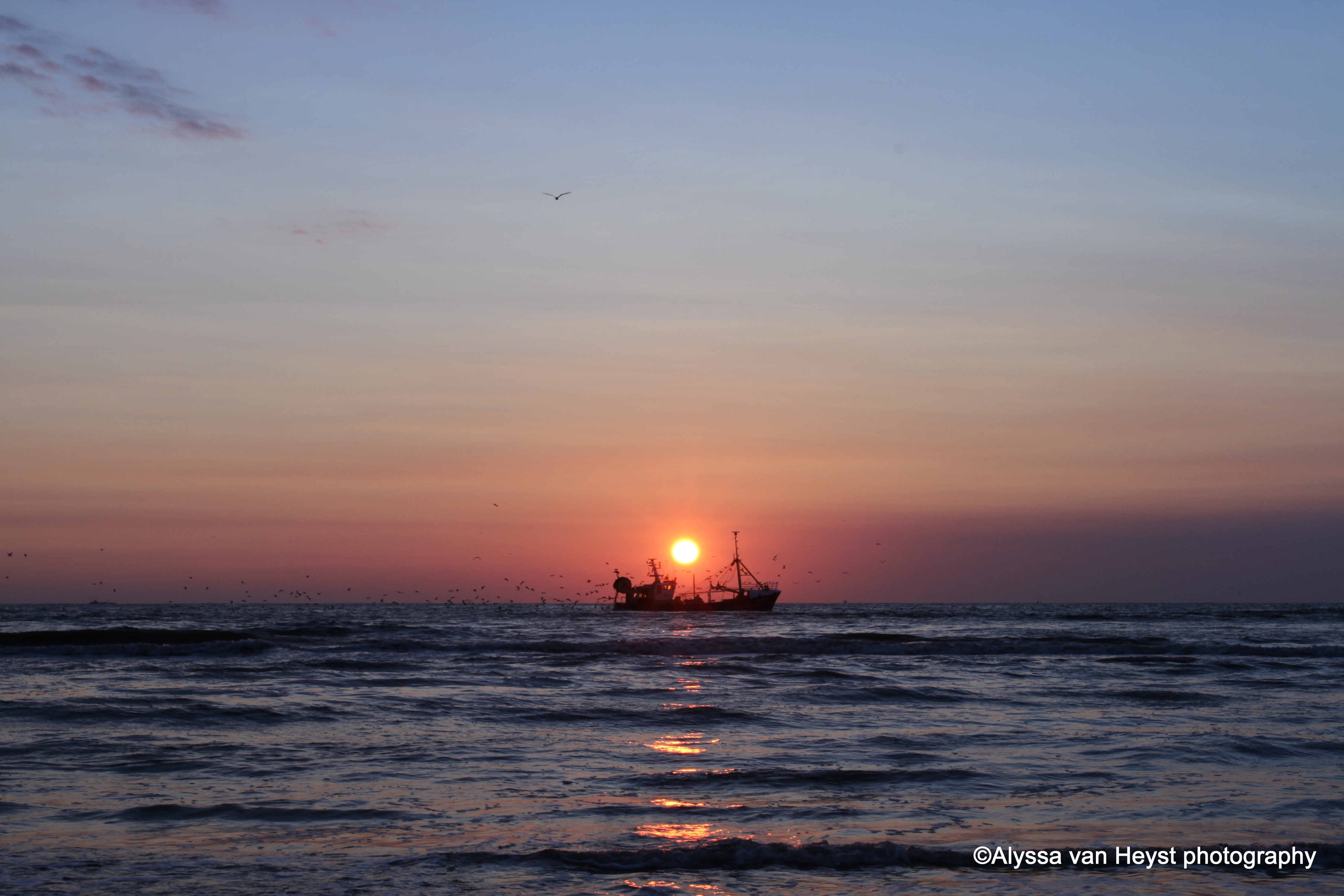 zonsondergang-vissersboot