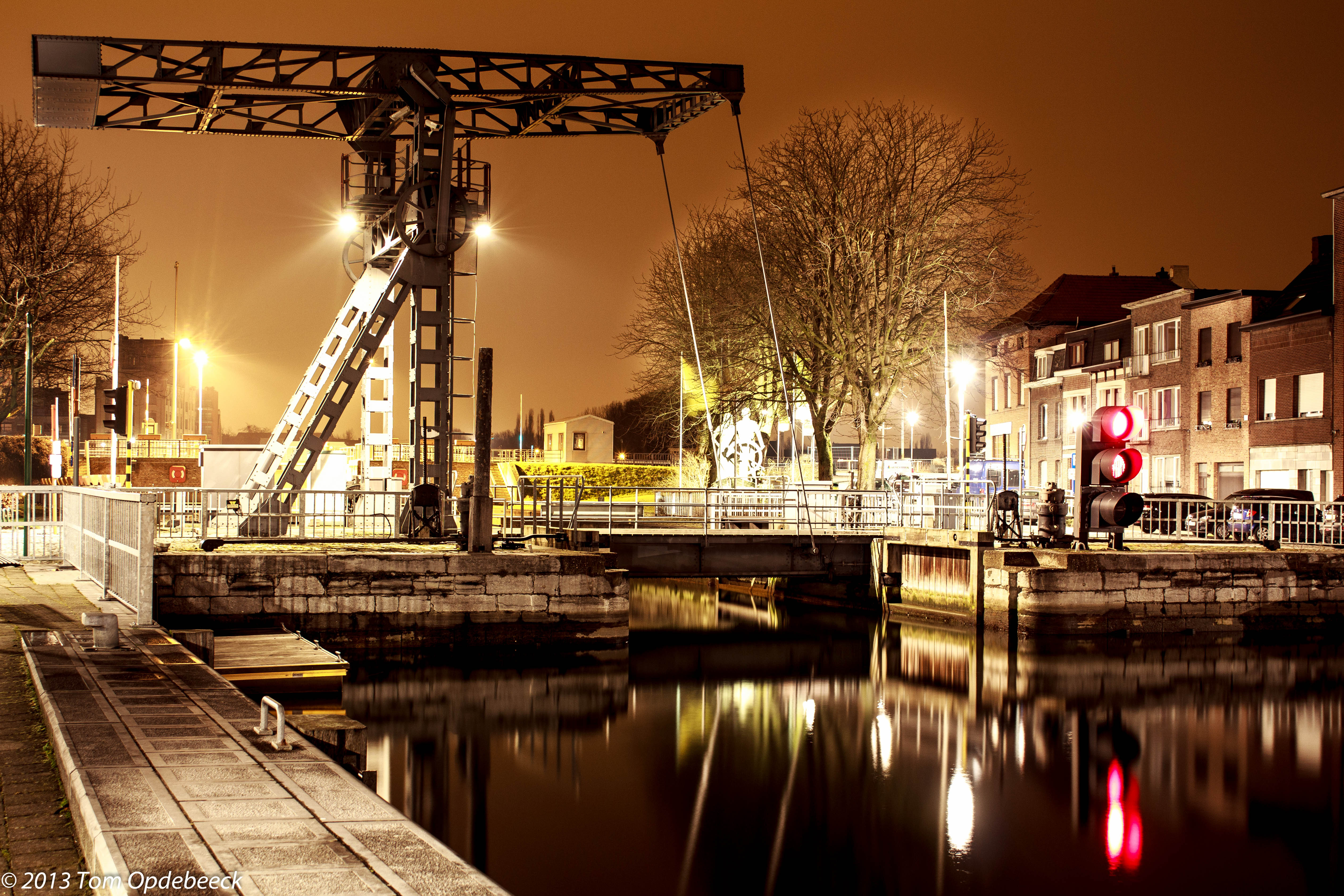 klein-willebroek-by-night