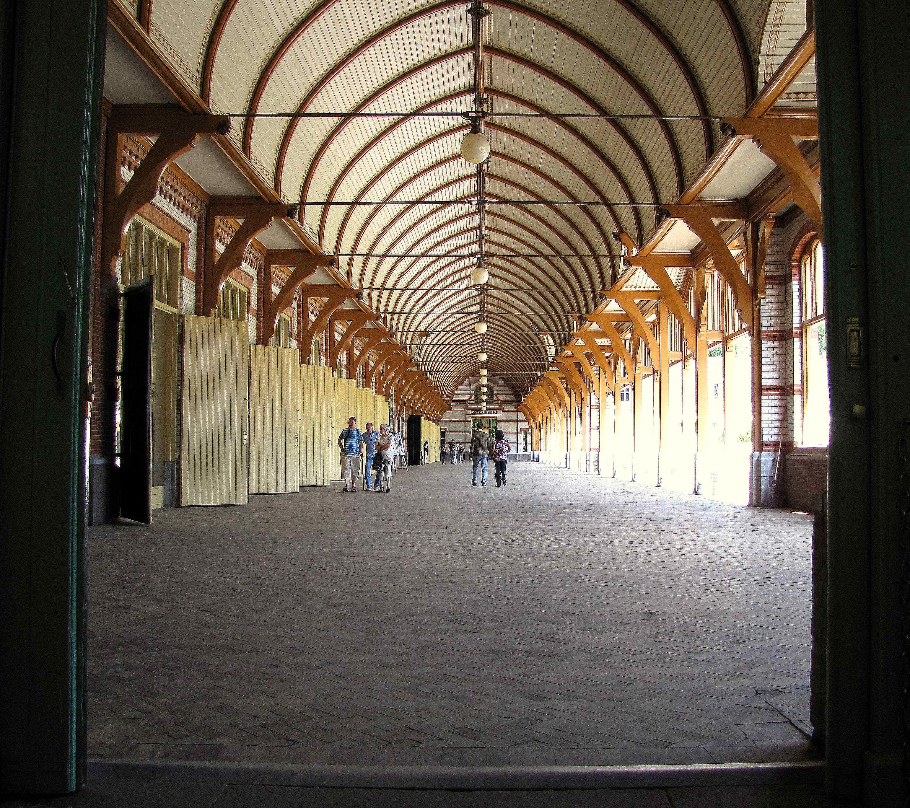 stallen-van-paleis-het-loo