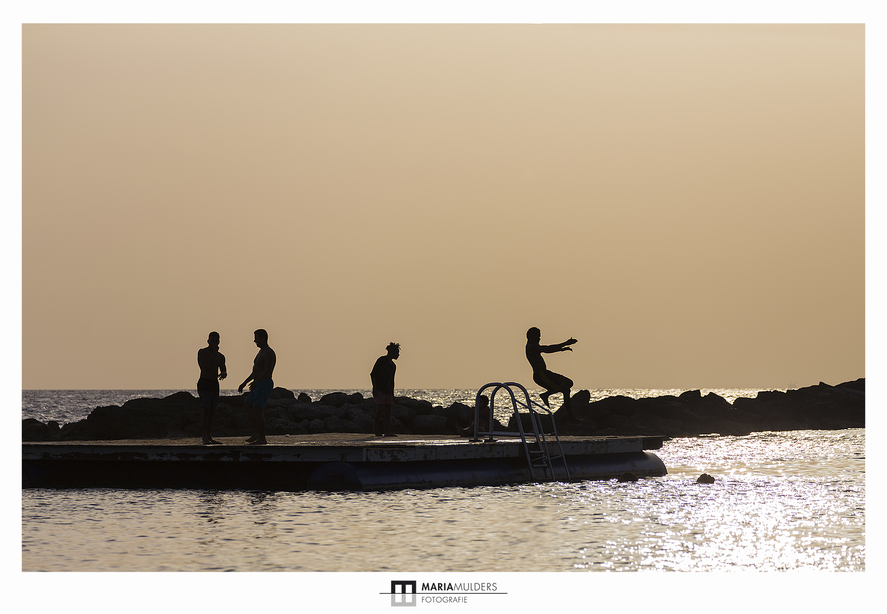 sunset-mambo-beach-cura%C3%A7ao