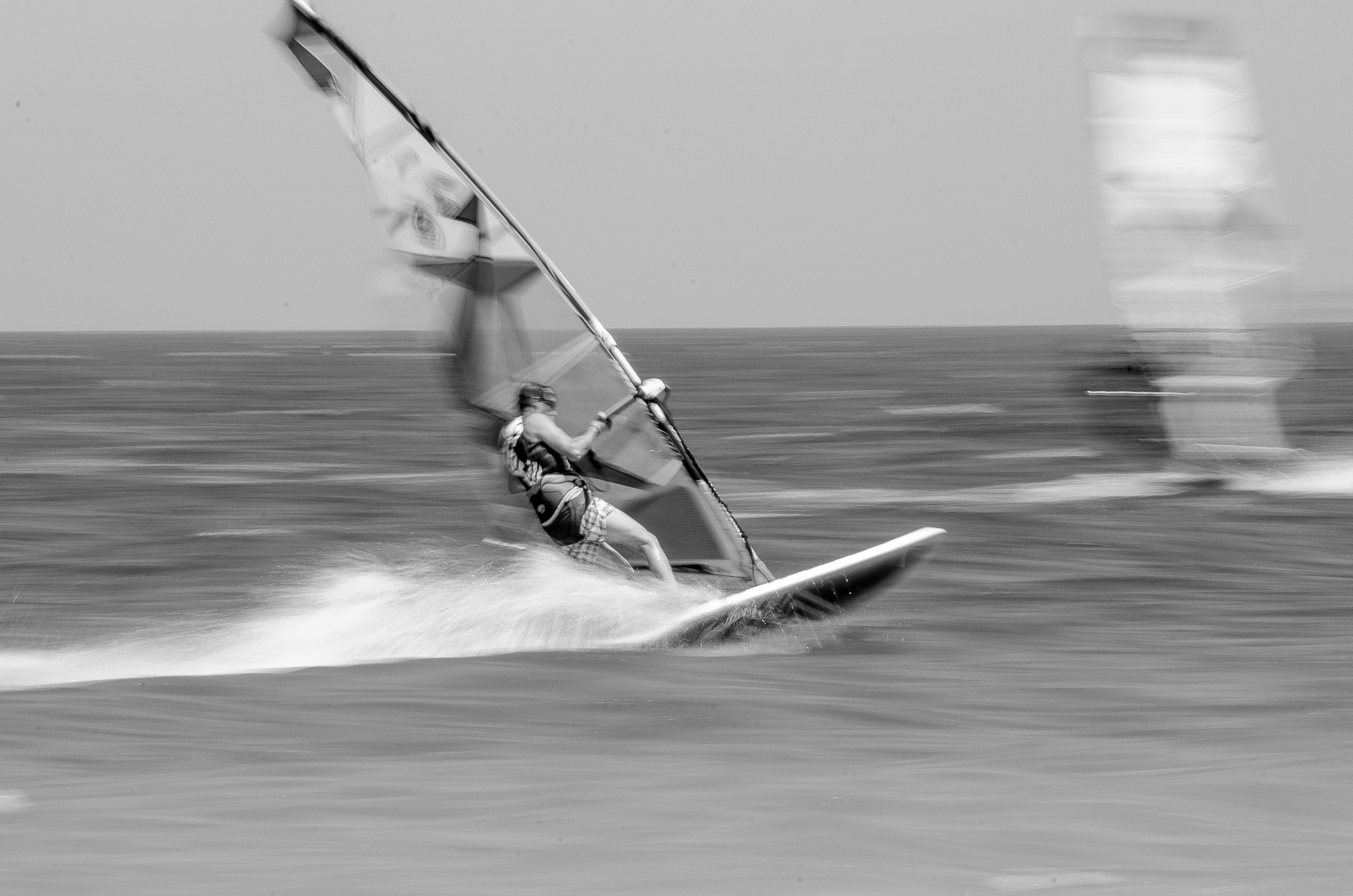 windsurf