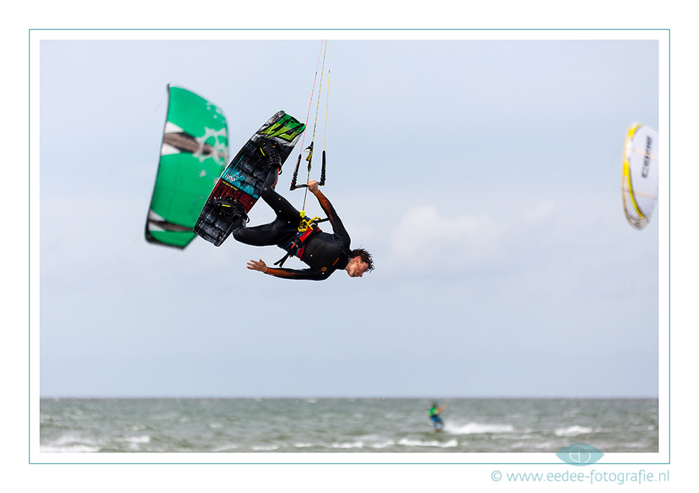 kitesurfer-0