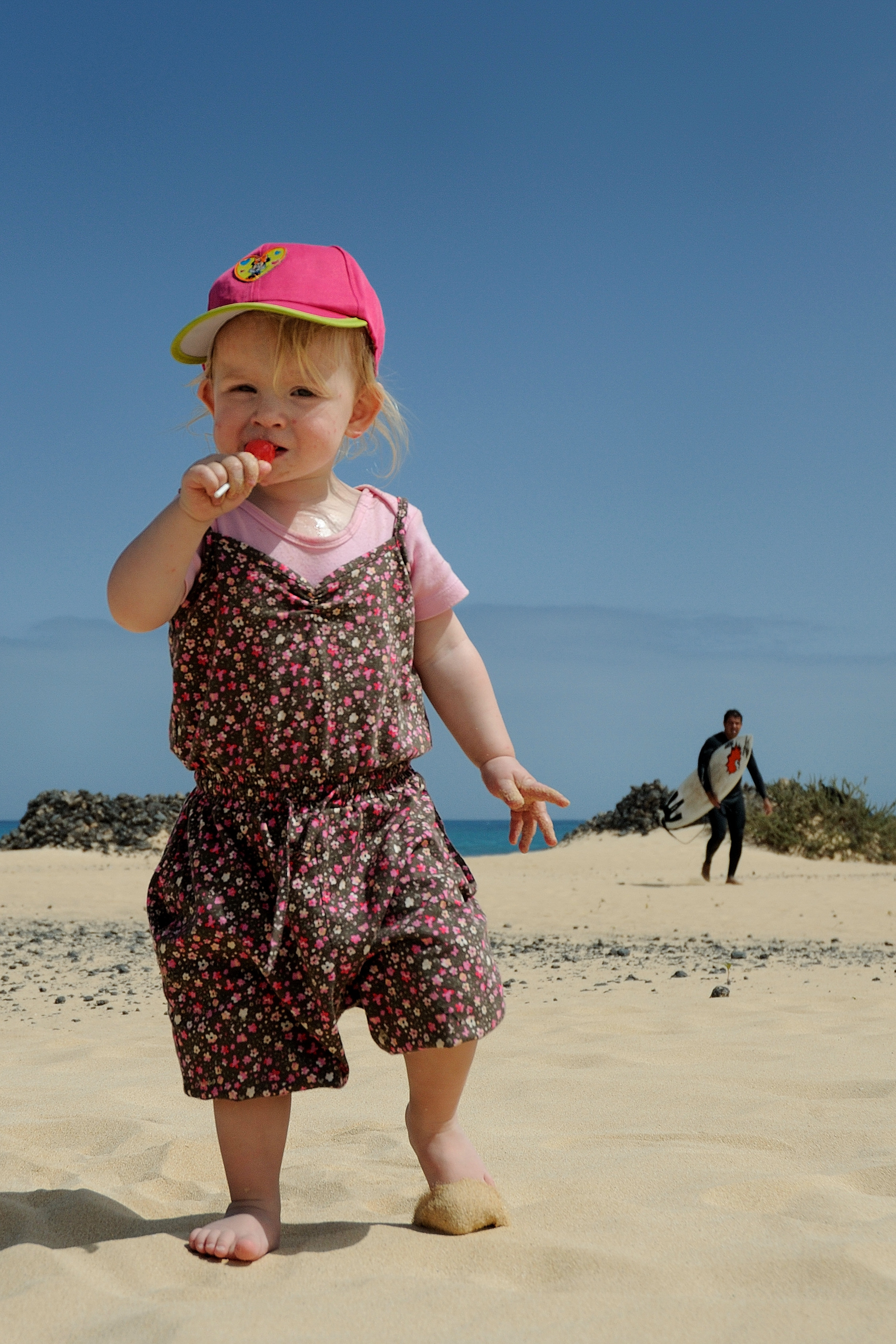 walk-on-the-beach-2011