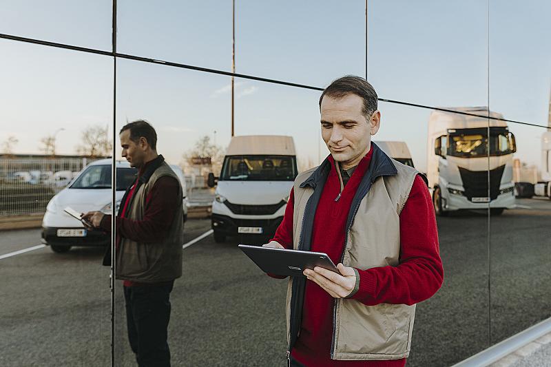 webfleet-bia-power-en-chargebroker-vereenvoudigen-laadbeheer-op-locatie-voor-ev-wagenparken