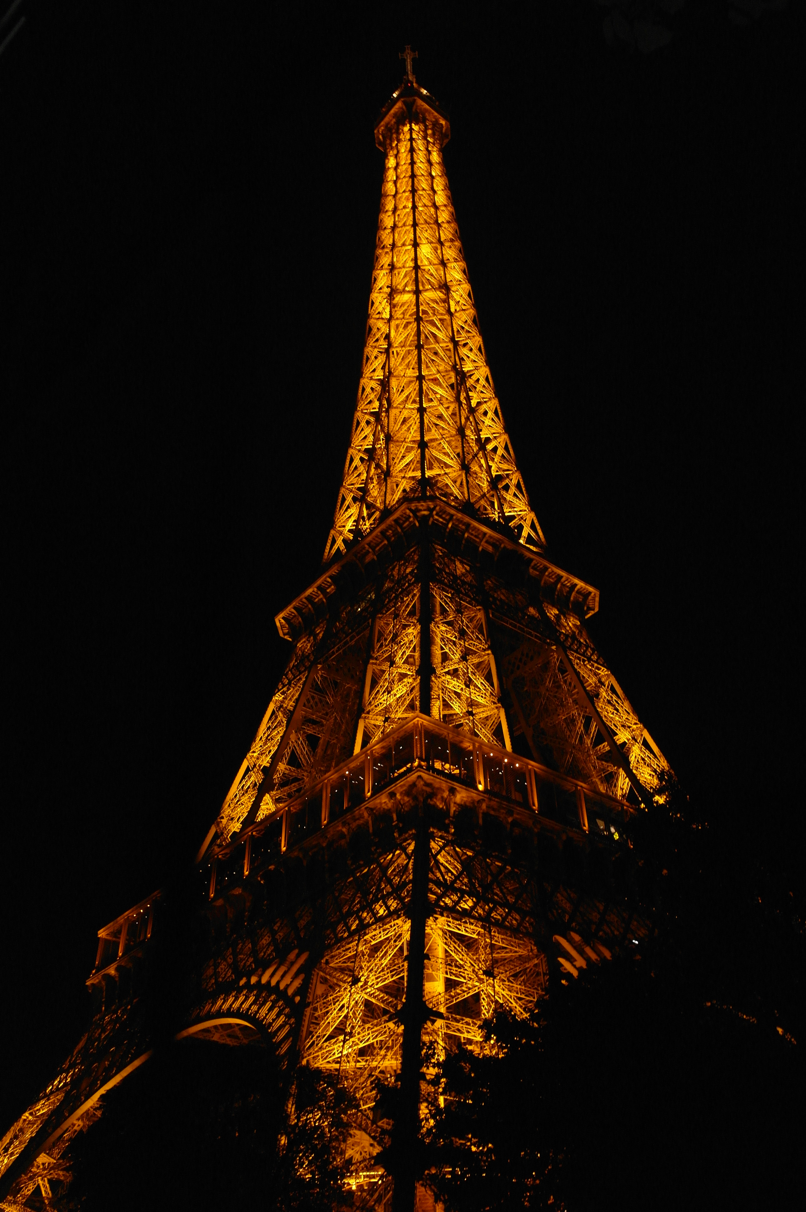 eiffeltoren-in-de-avond
