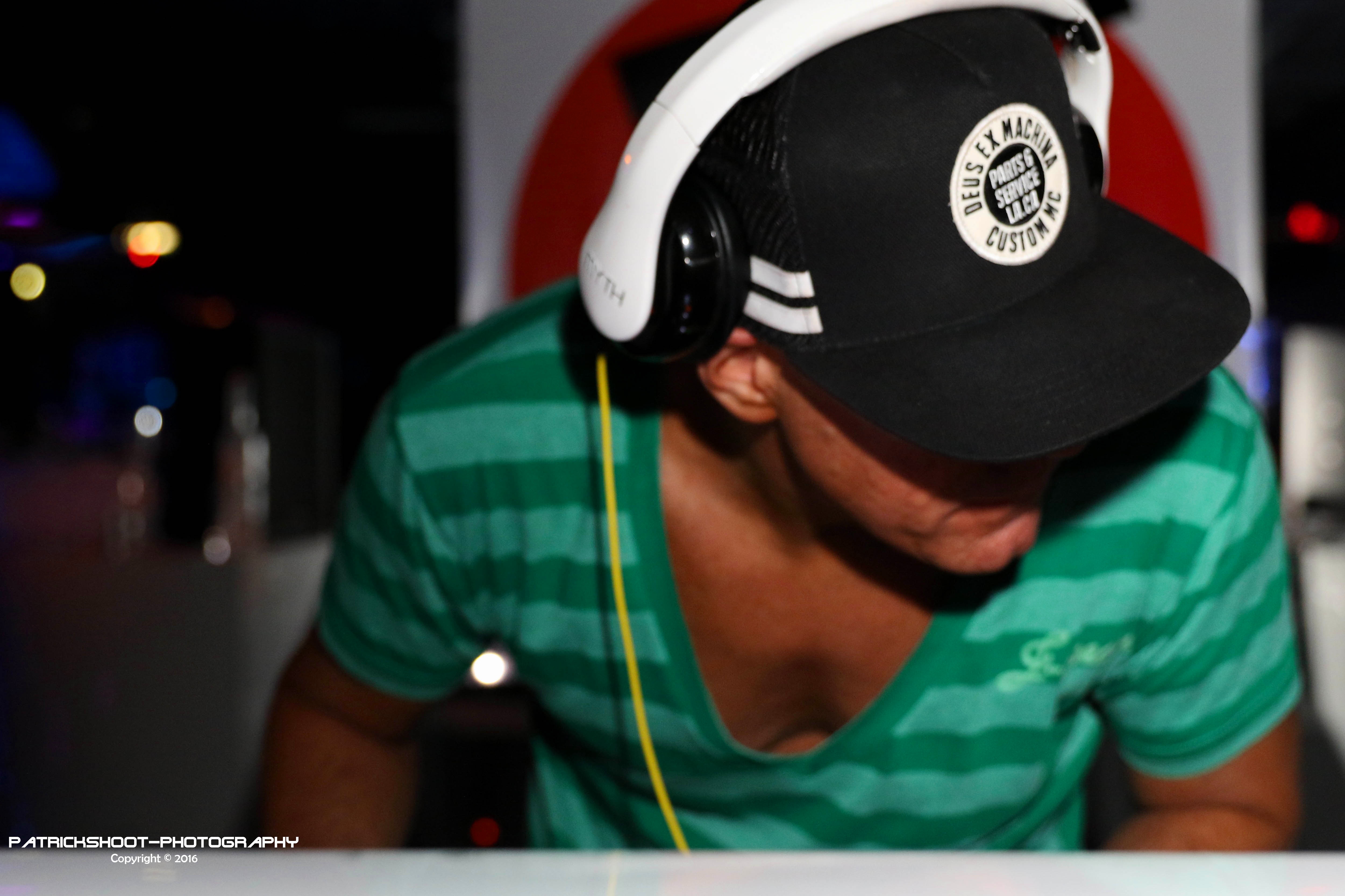 dj-jean-bells-club-it-reunion