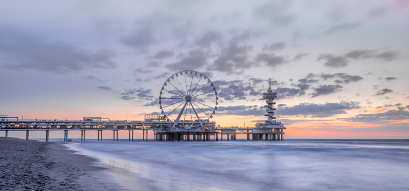 blue-hour-scheveningen