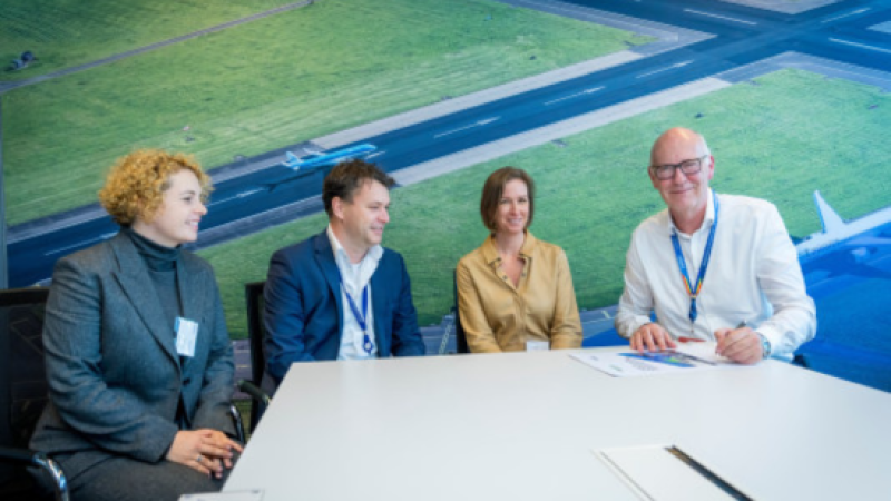 schneider-electric-ondersteunt-schiphol-bij-energietransitie