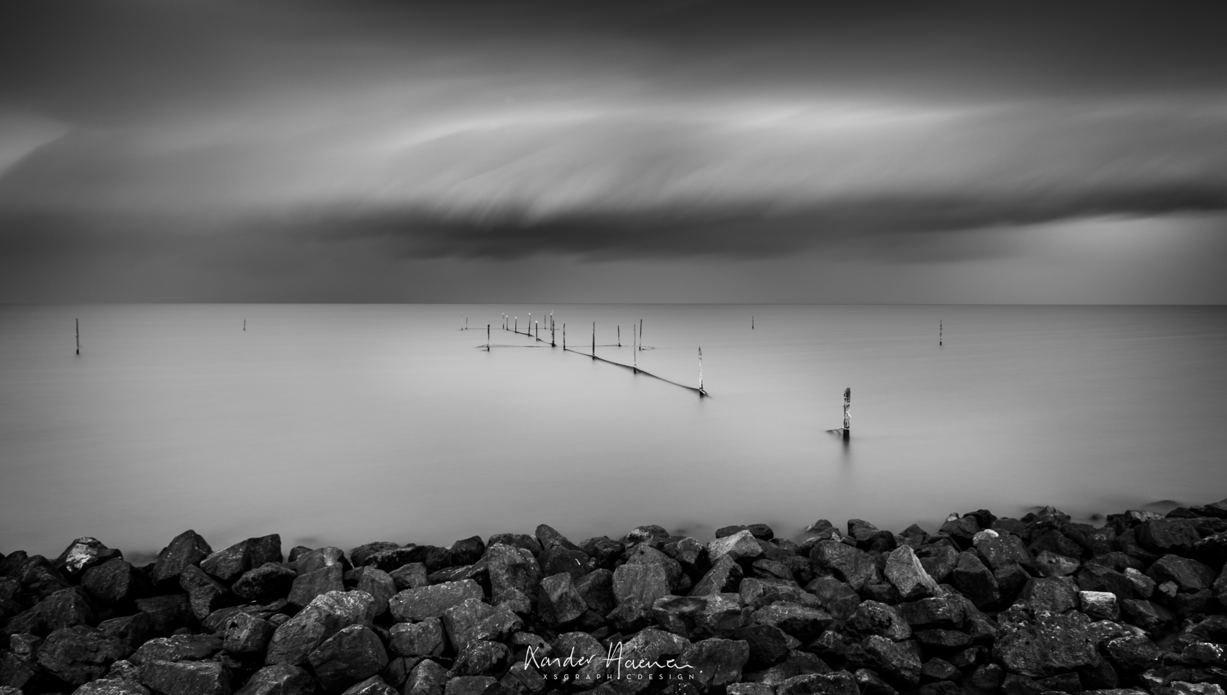 cumulonimbus-arcus-night