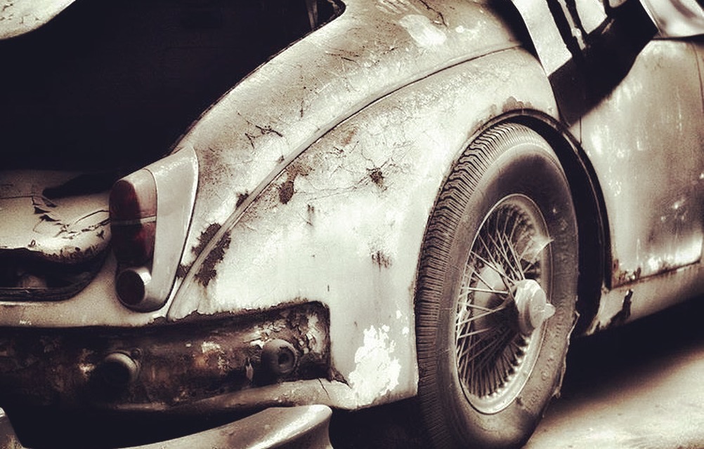 busted-jaguar-mkii