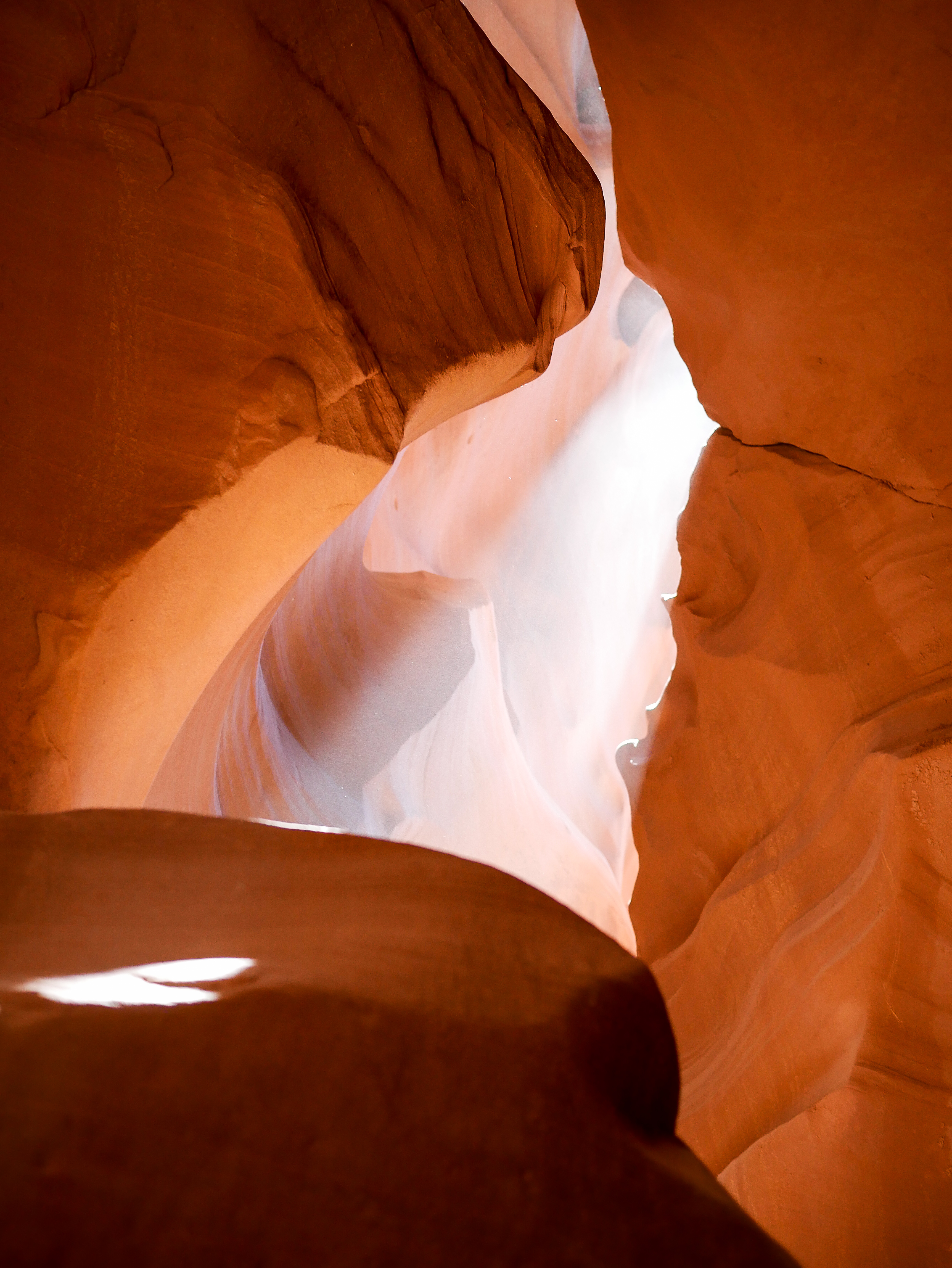 antelope-canyon-sunlight
