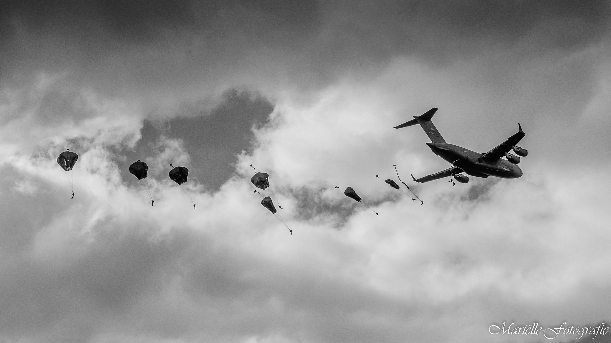 paratroopers-airborne-commemoration-2015