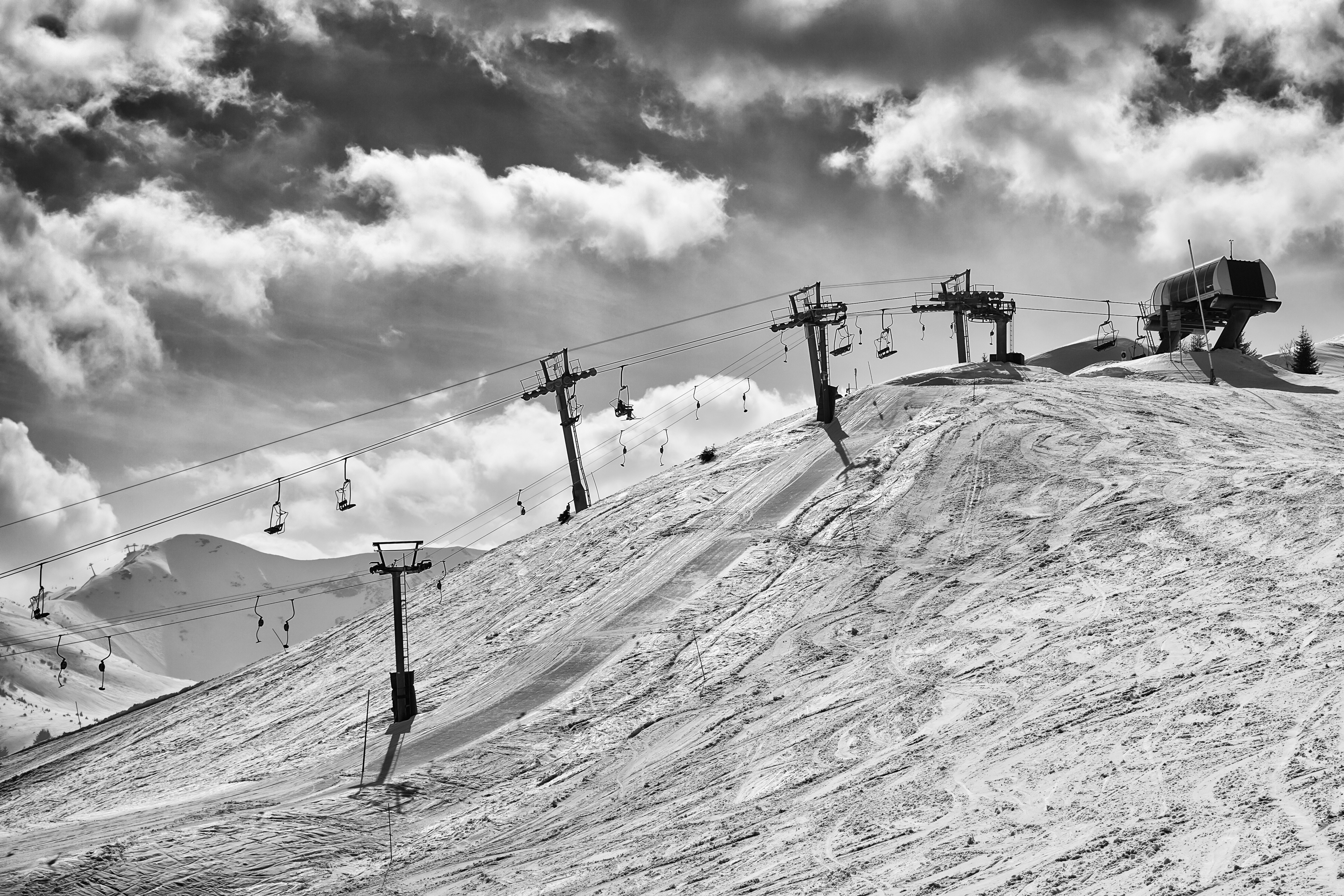 alone-in-the-ski-lift