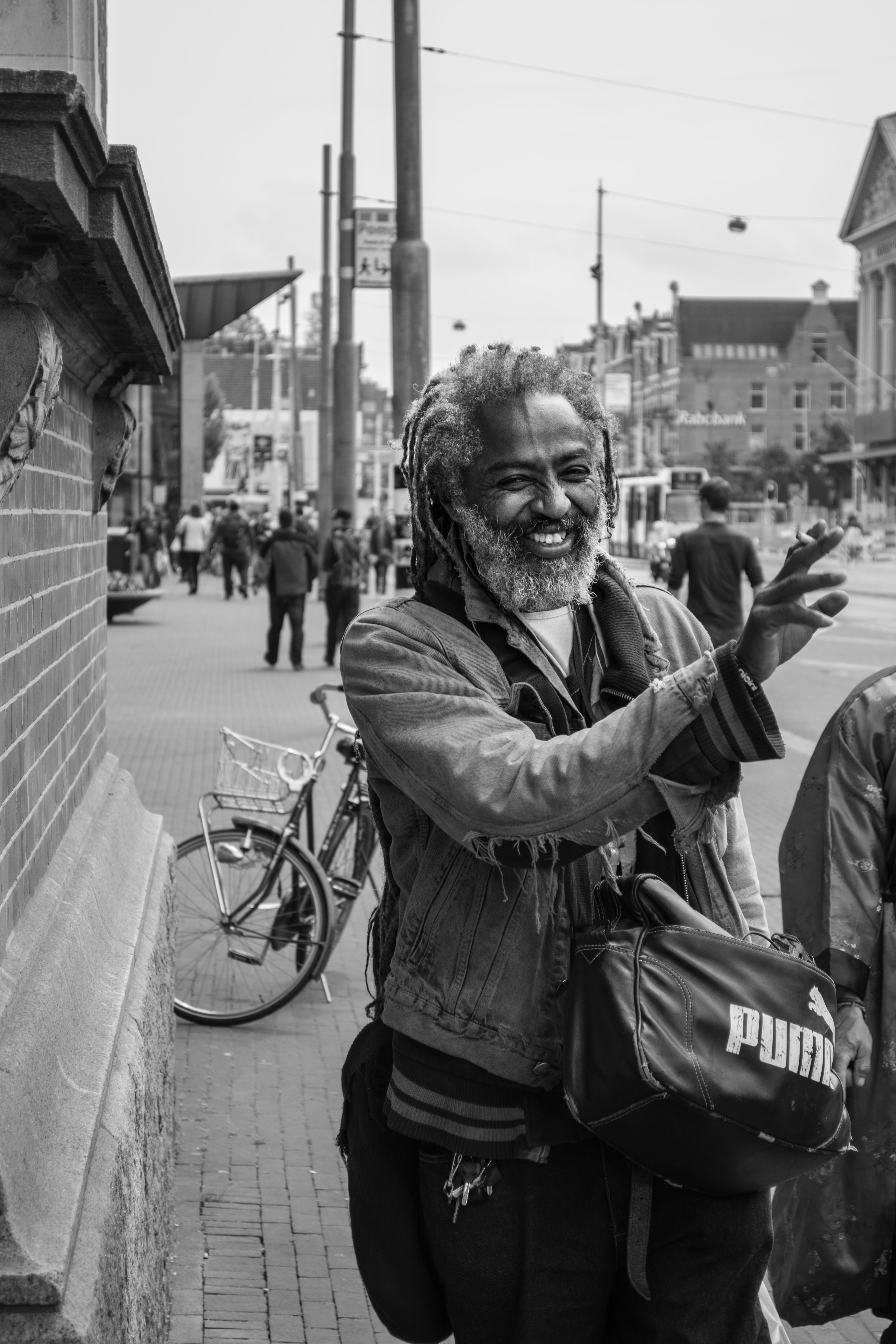 een-lach-maakt-ieder-mens-mooi