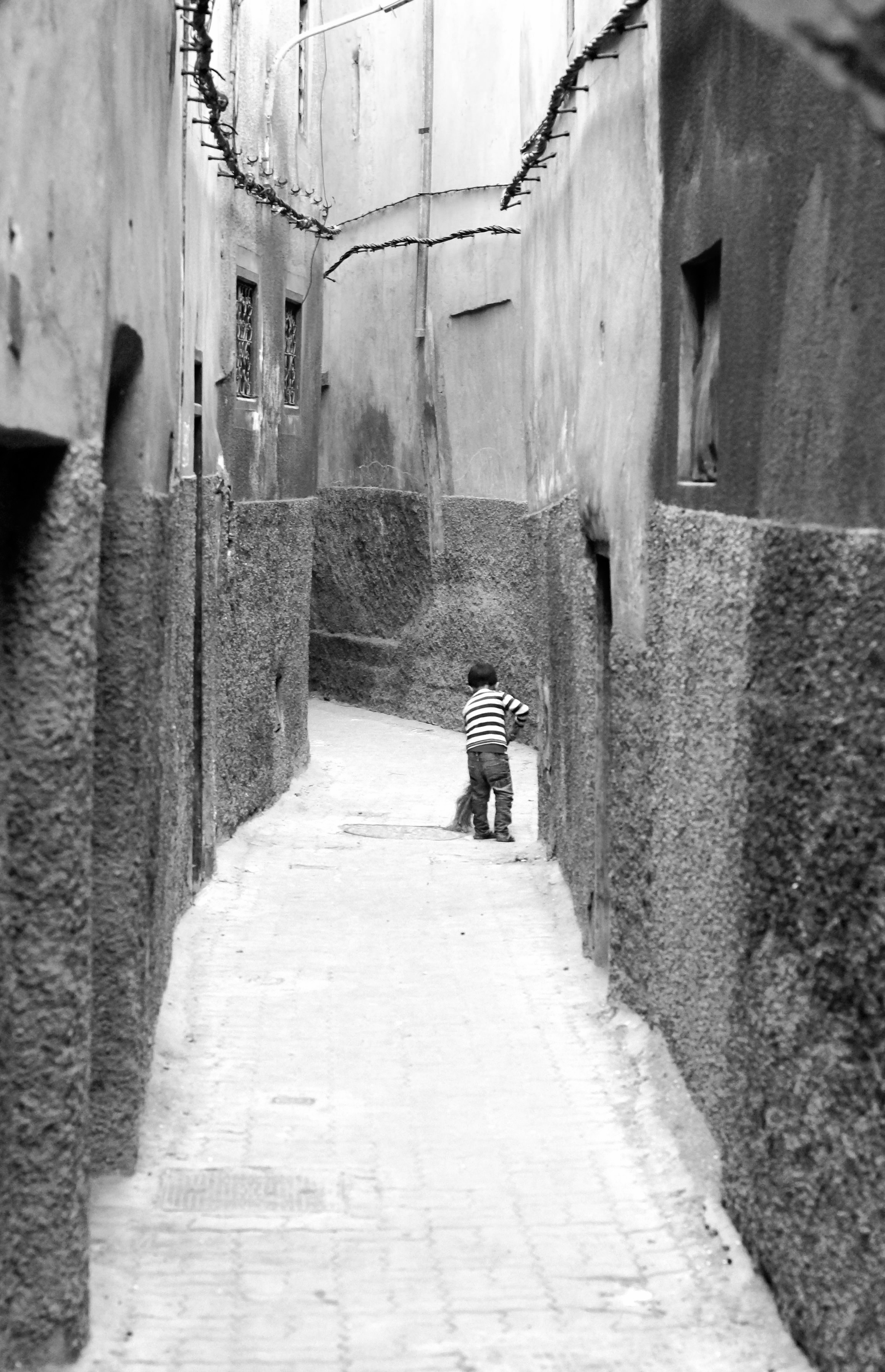 kleine-jongen-groot-gebaar