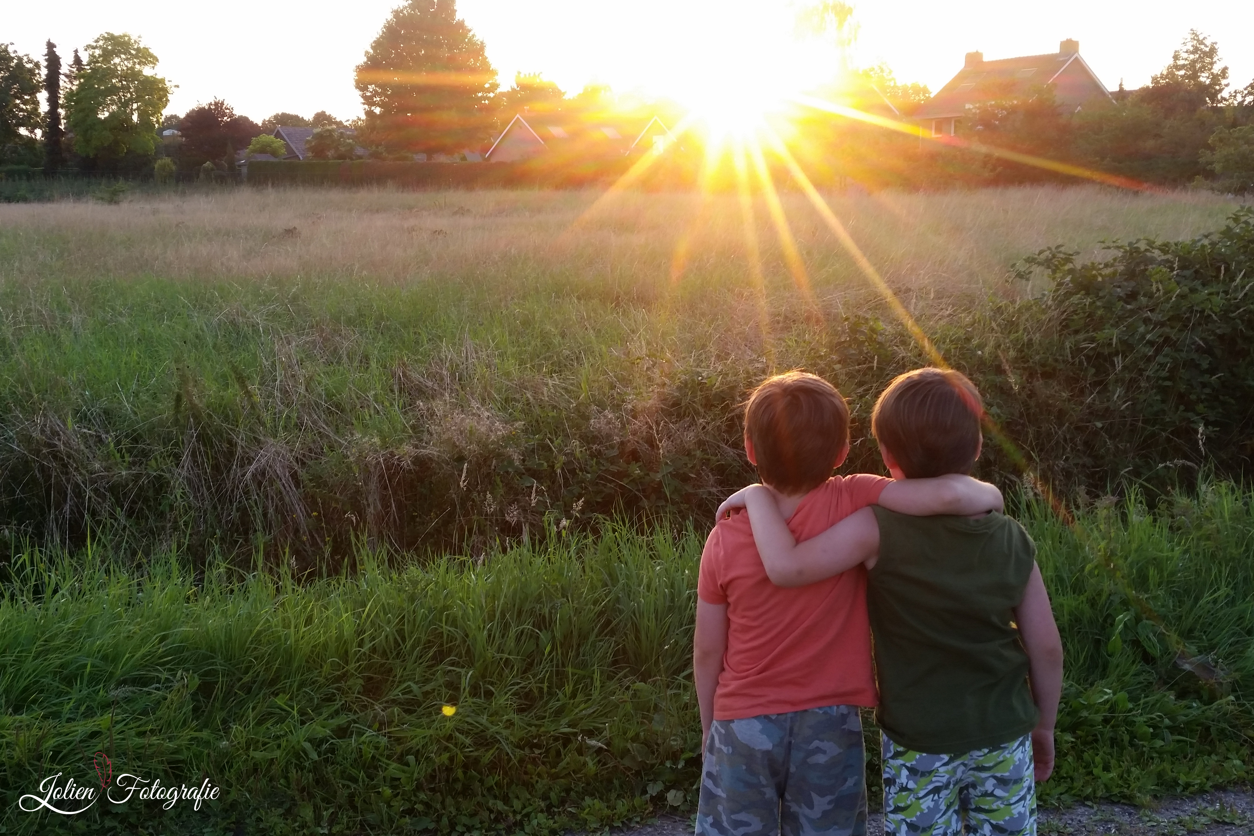 brothers-watching-sunset