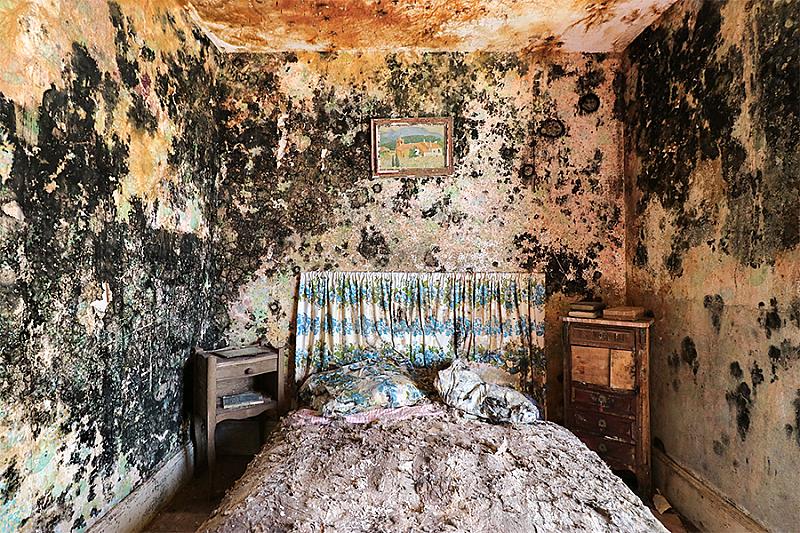 fotografie-van-verval-in-de-overgave