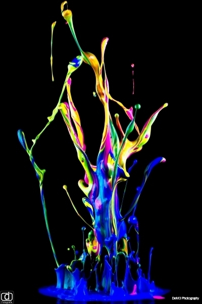 splashing-colors