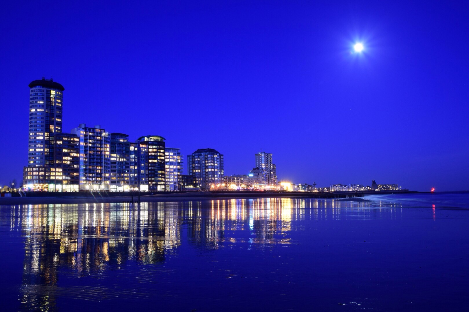 boulevard-vlissingen-by-night