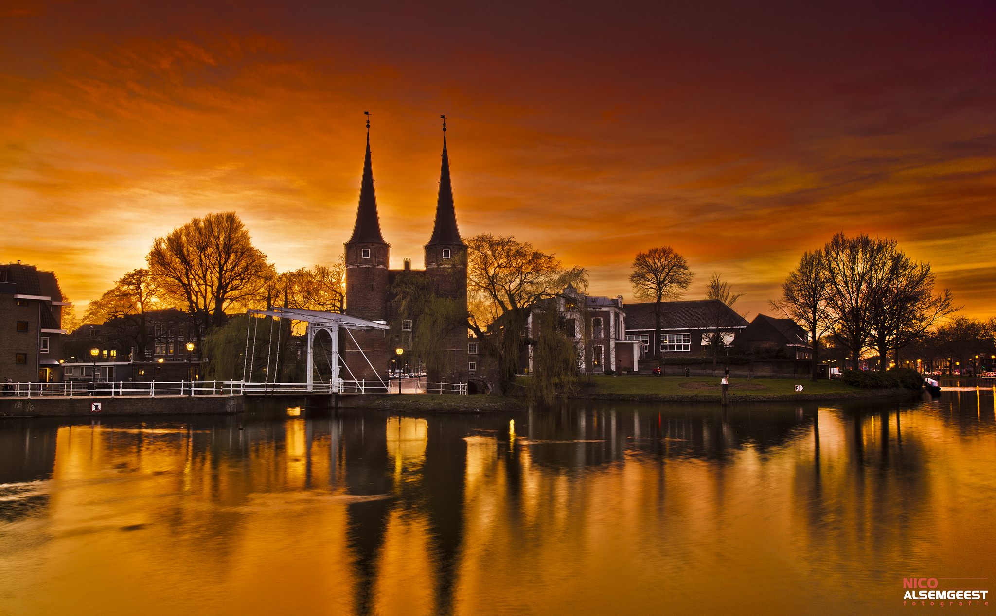 sunset-oostpoort-delft