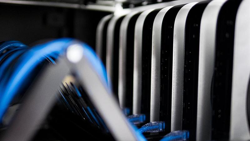 een-derde-nederlanders-vindt-datacenter-in-woonomgeving-geen-probleem