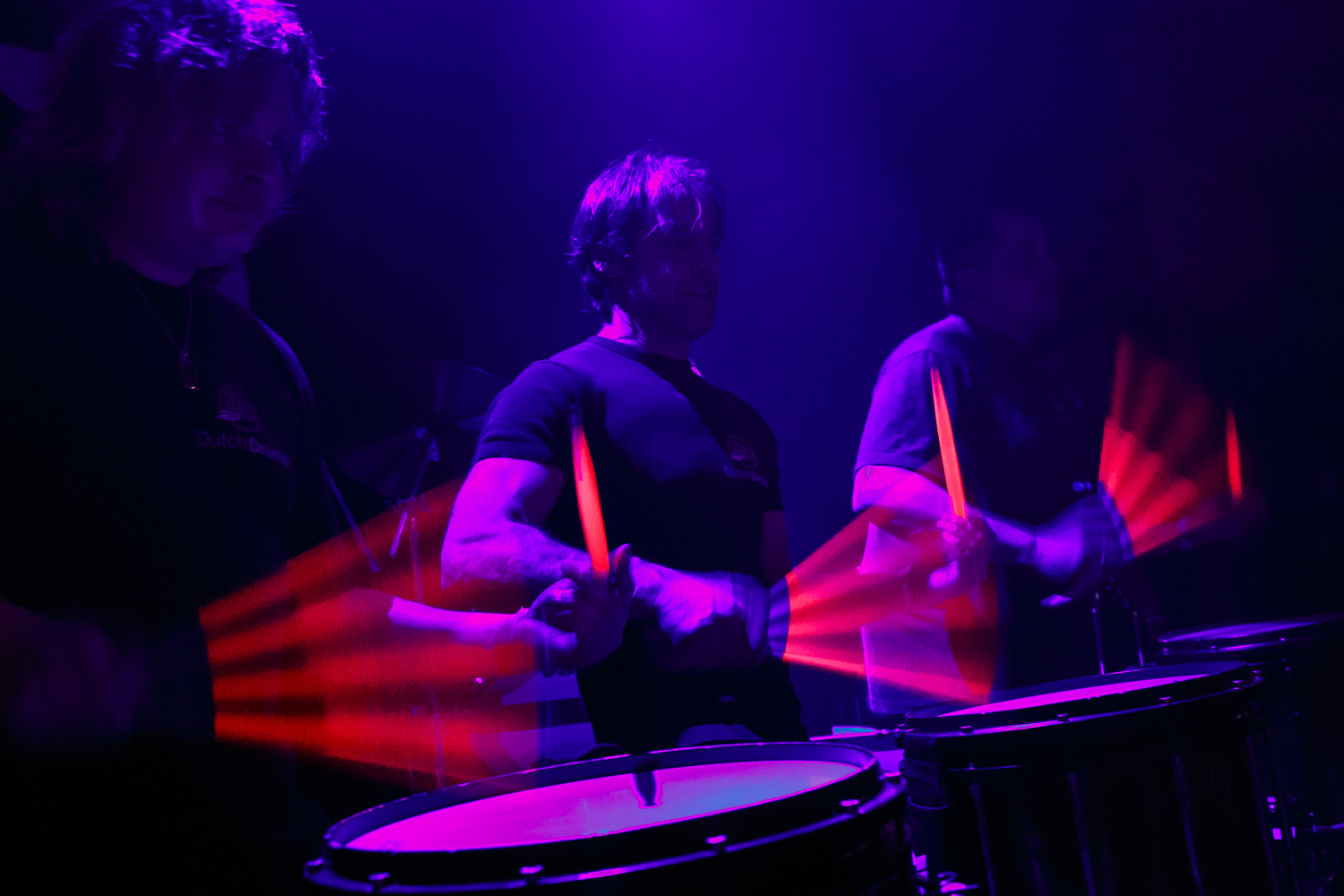 colored-sticks-dutch-drums