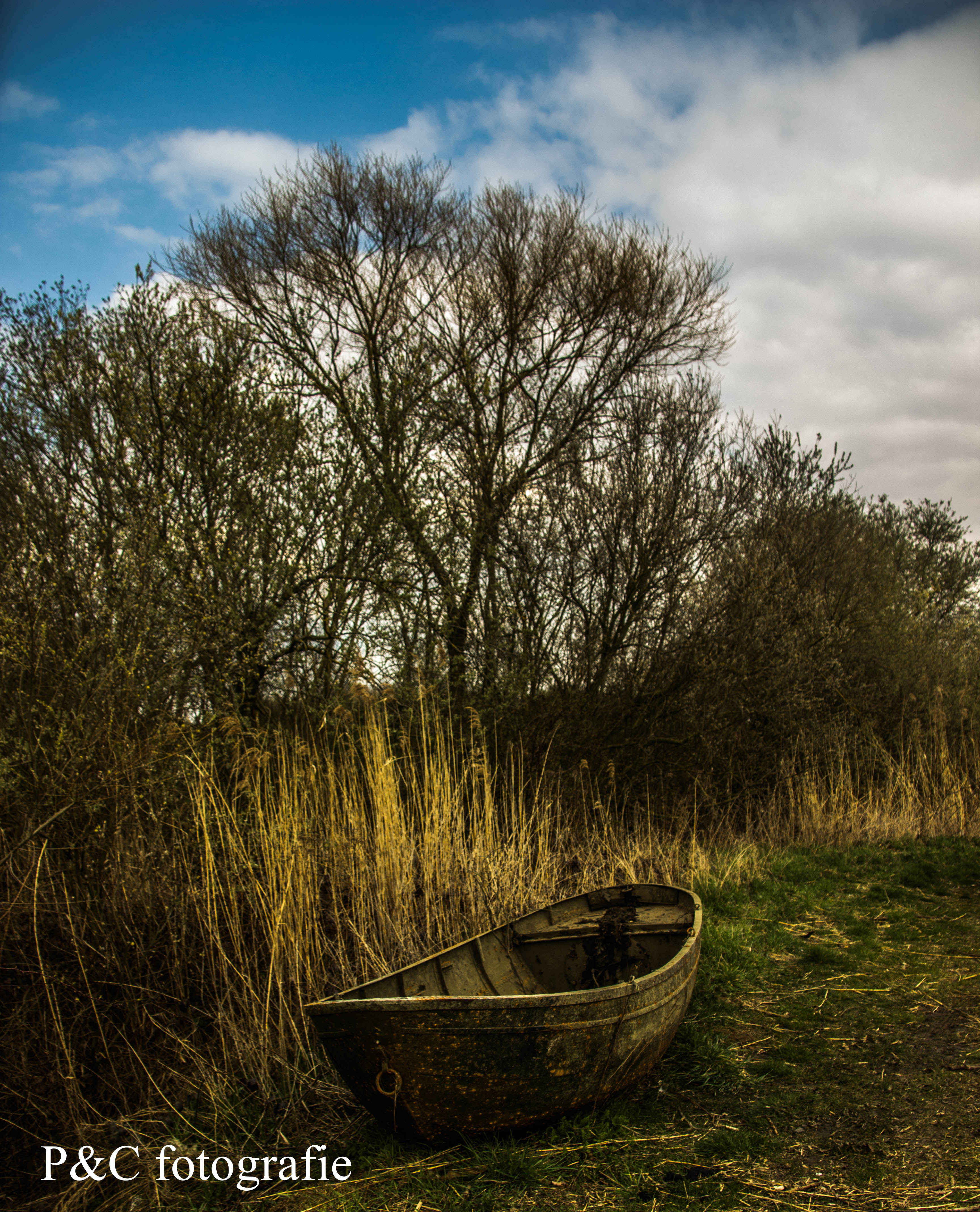 een-verlaten-bootje