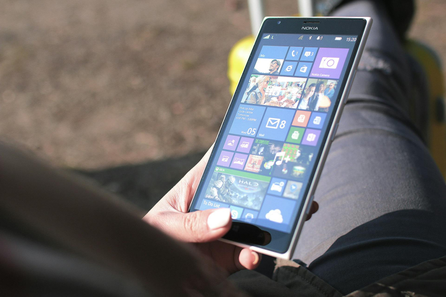 What happened to the Windows (smart)phone?
